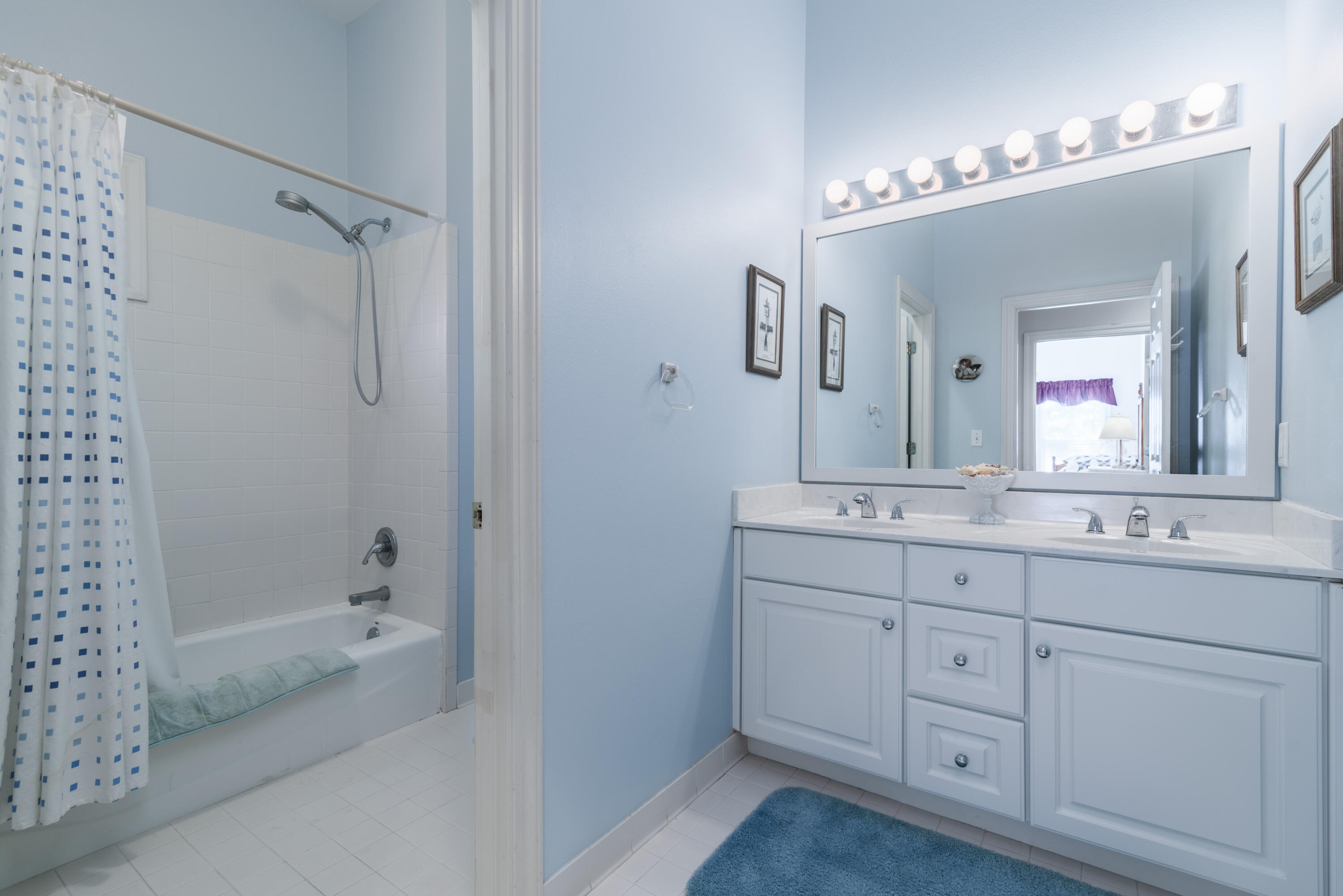 LAKE LORRAINE ESTATES - Residential