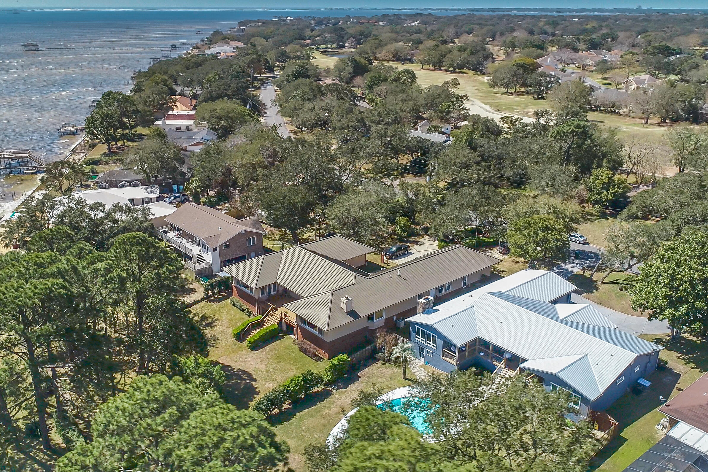 LAKE LORRAINE ESTATES - Residential