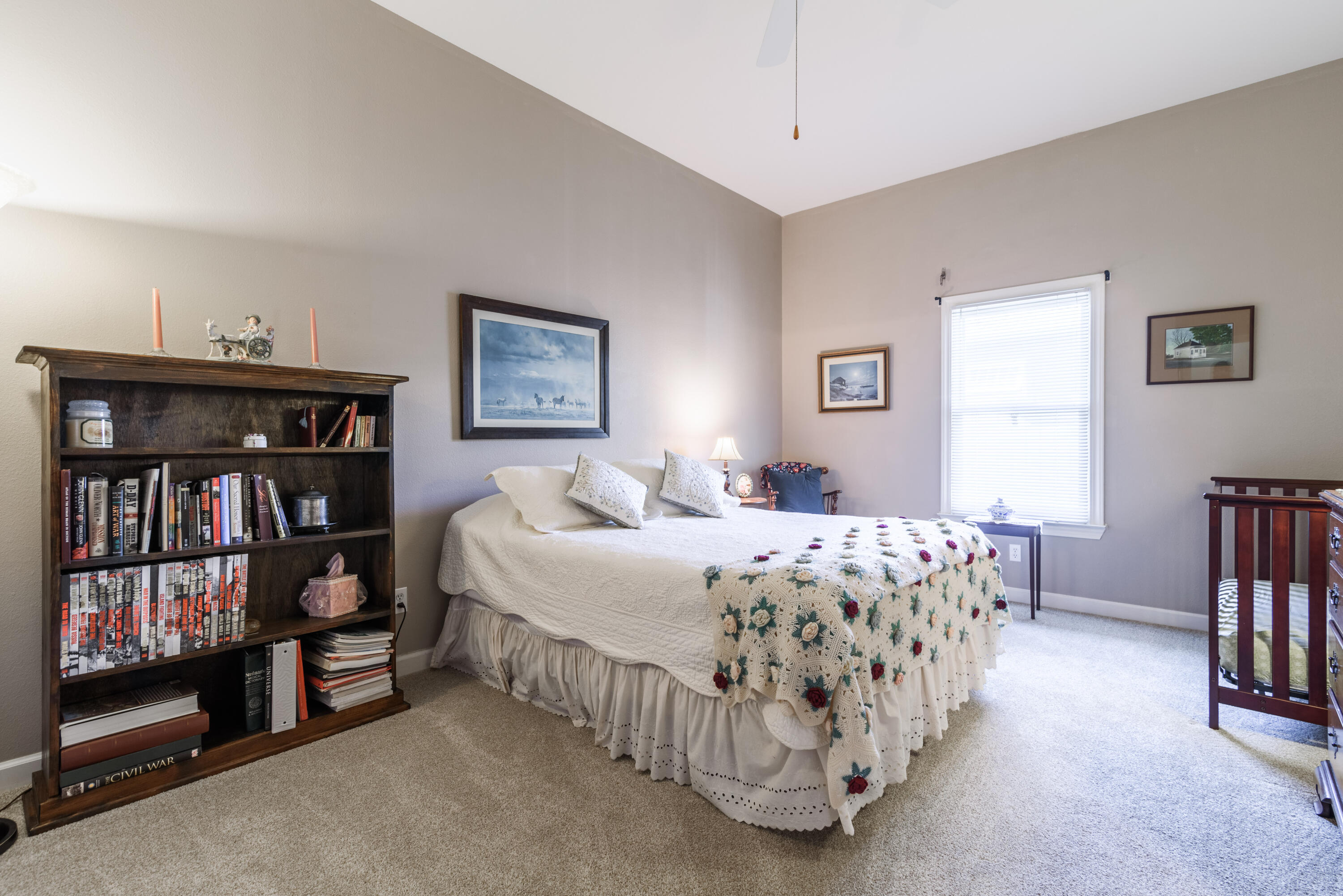 LAKE LORRAINE ESTATES - Residential