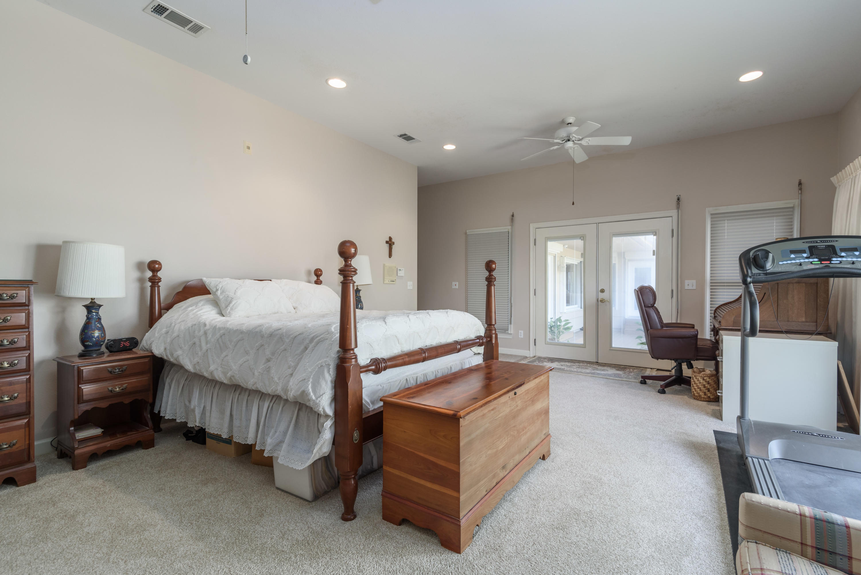 LAKE LORRAINE ESTATES - Residential