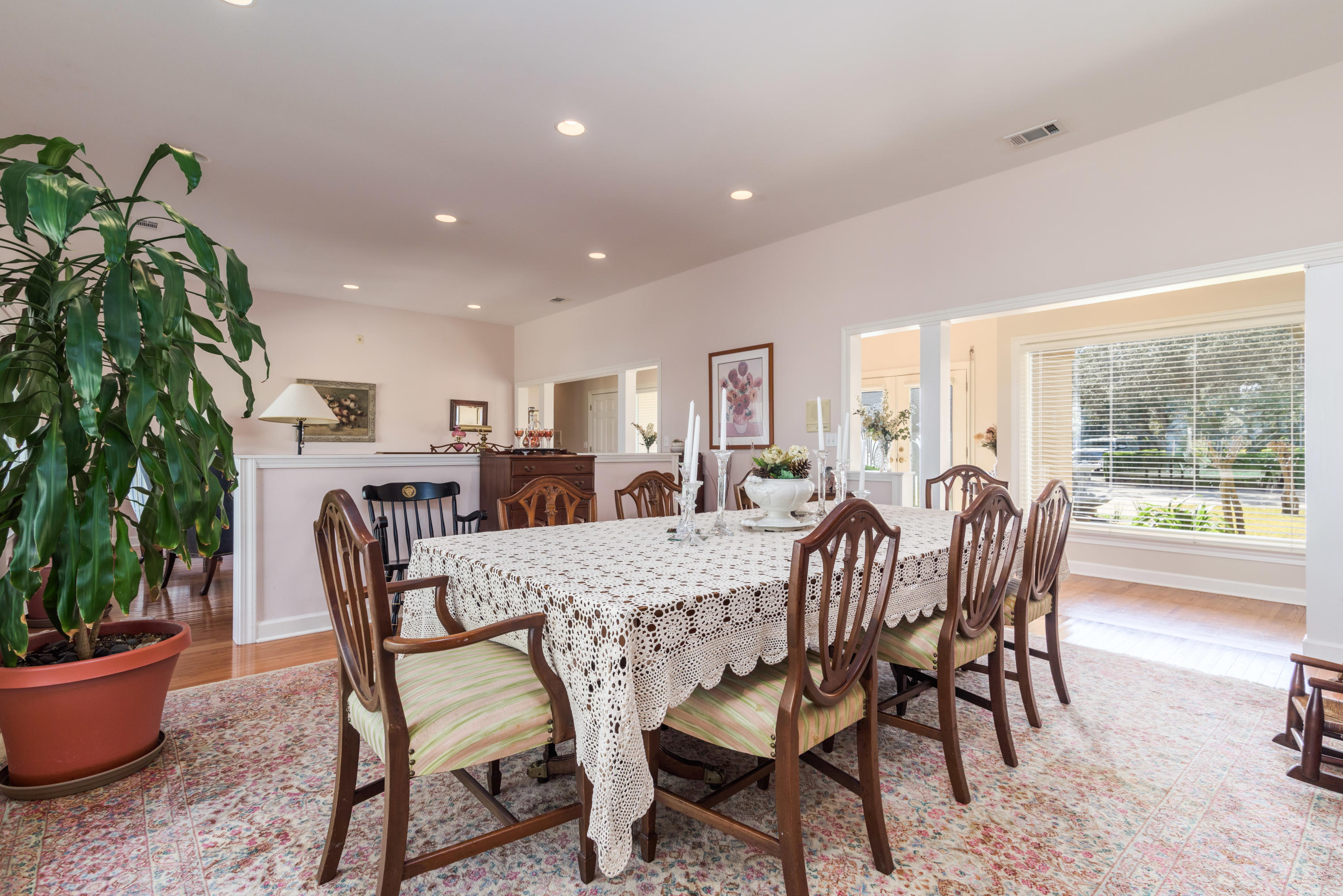 LAKE LORRAINE ESTATES - Residential