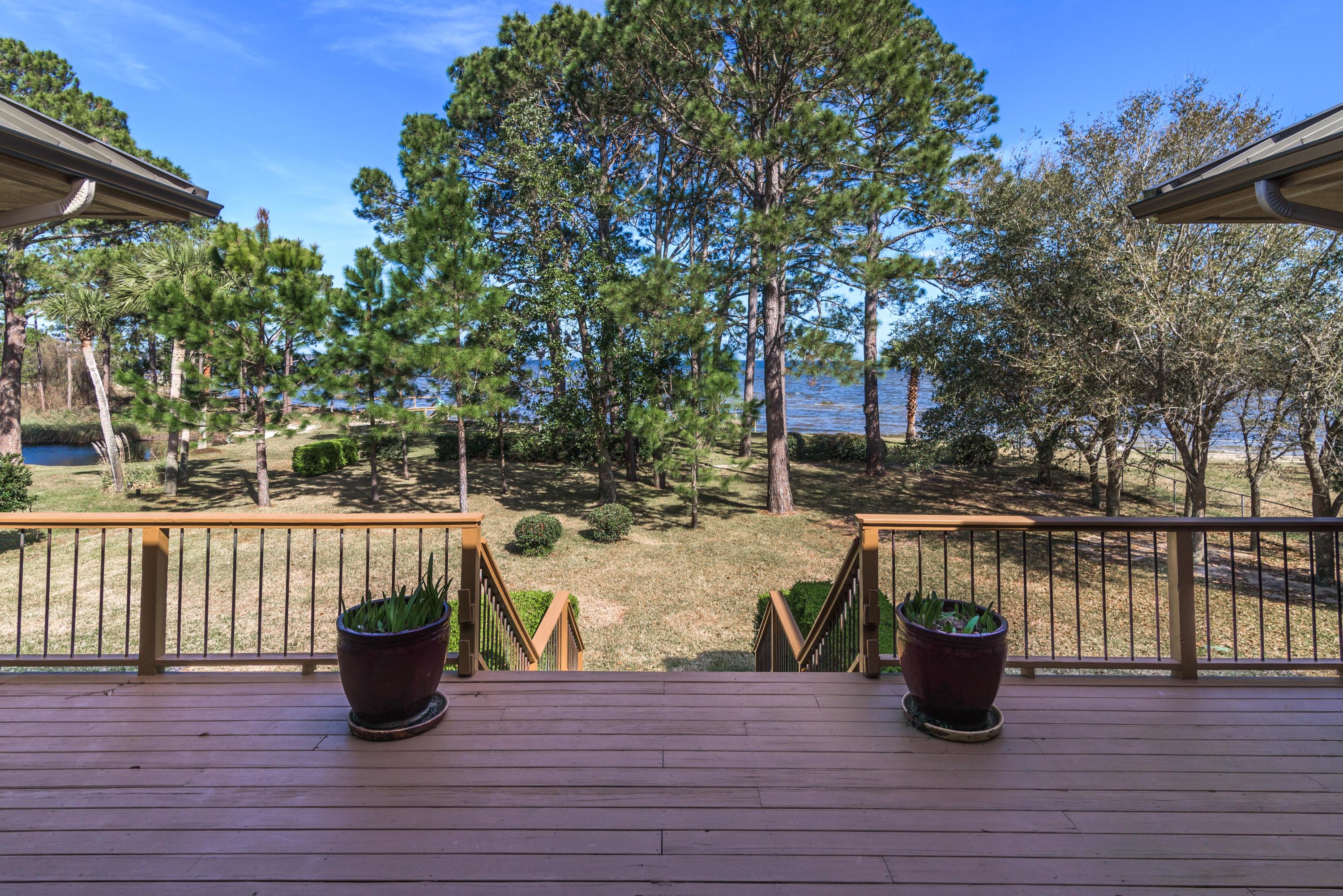 LAKE LORRAINE ESTATES - Residential