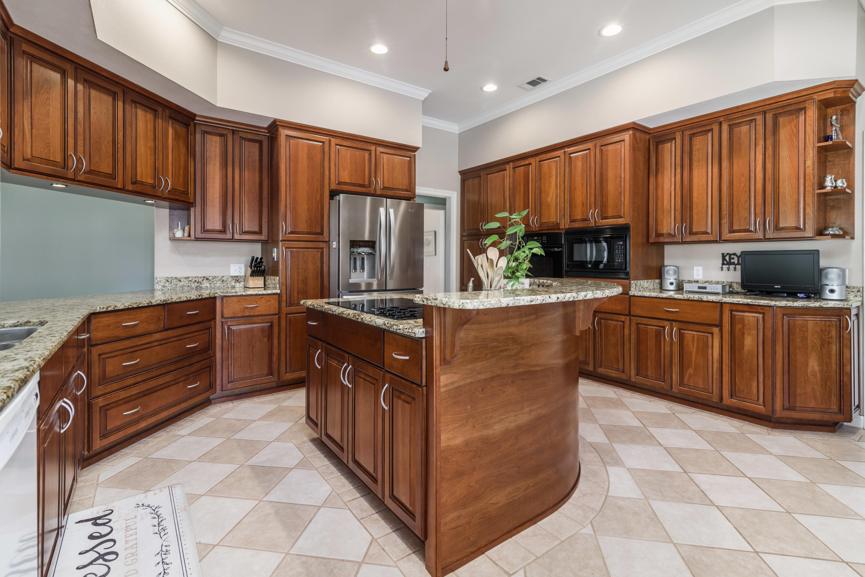 LAKE LORRAINE ESTATES - Residential