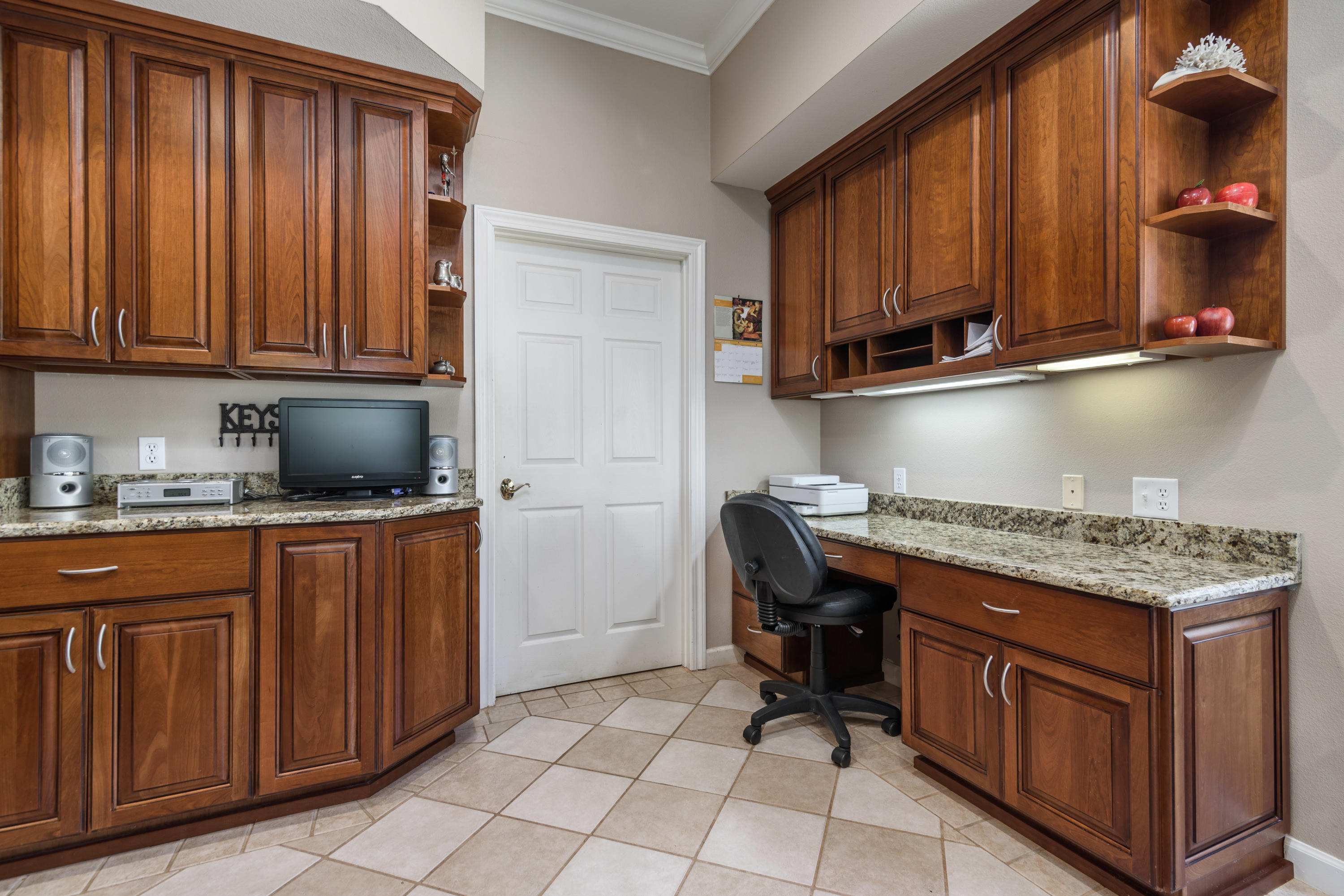 LAKE LORRAINE ESTATES - Residential