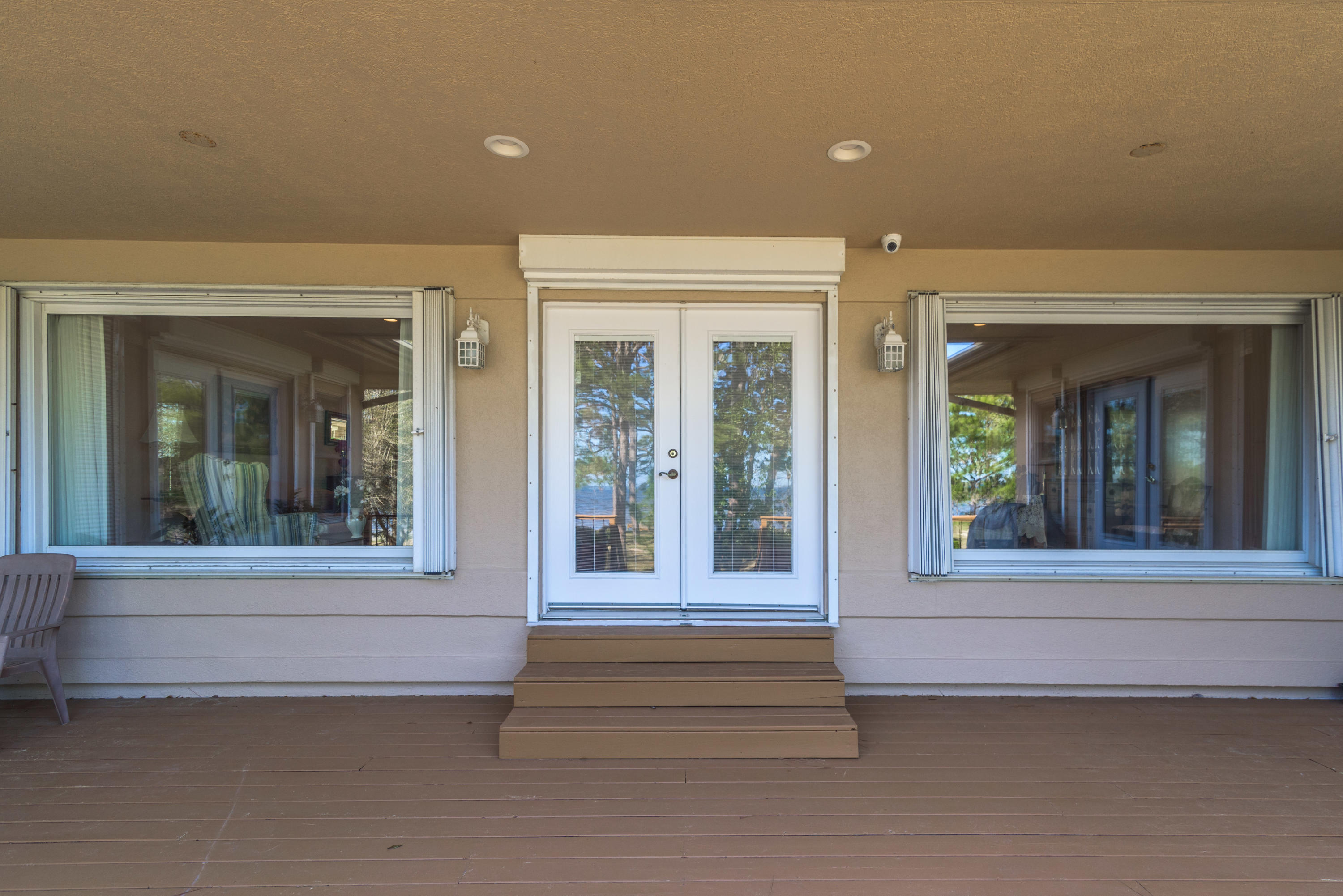 LAKE LORRAINE ESTATES - Residential