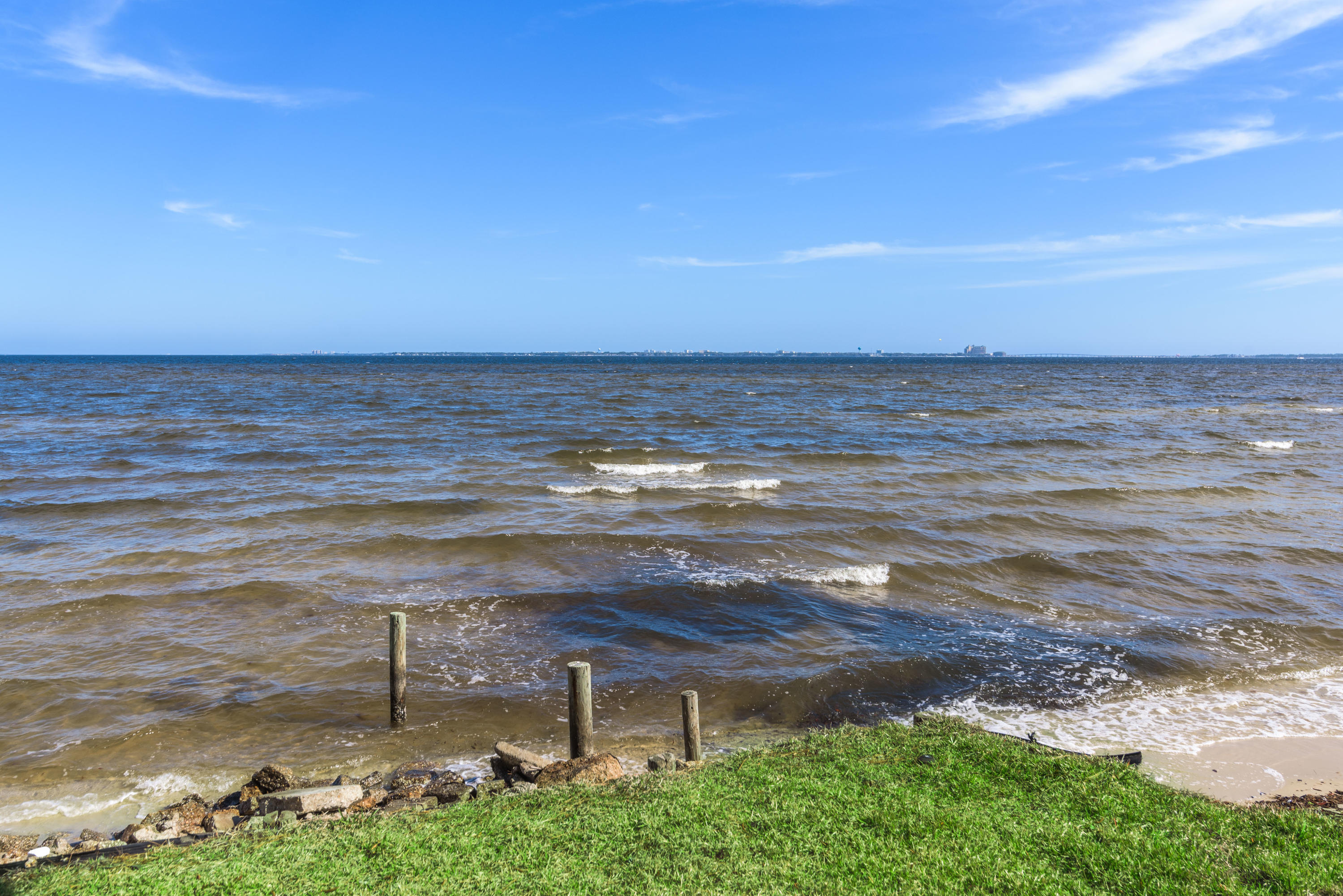 LAKE LORRAINE ESTATES - Residential