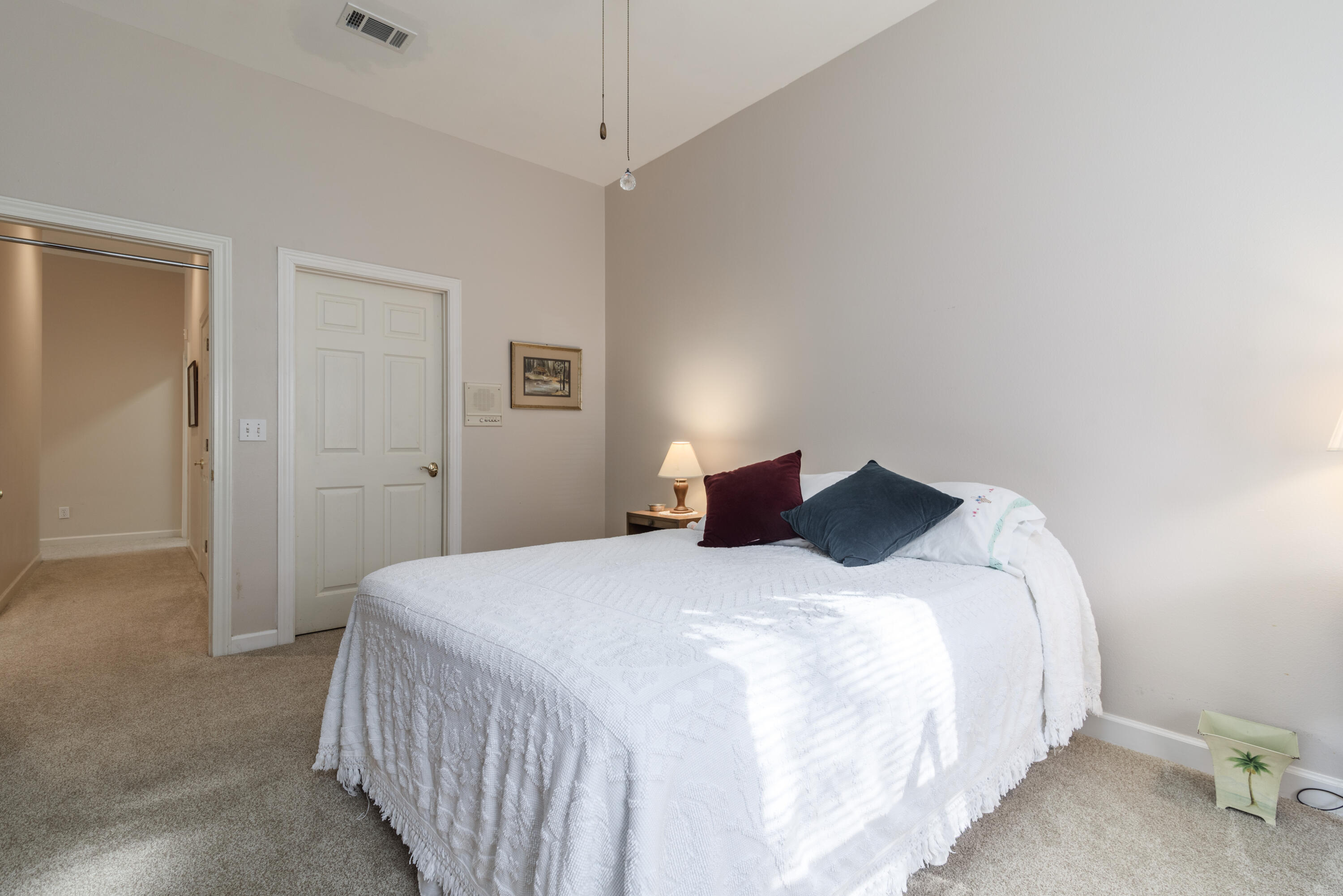 LAKE LORRAINE ESTATES - Residential