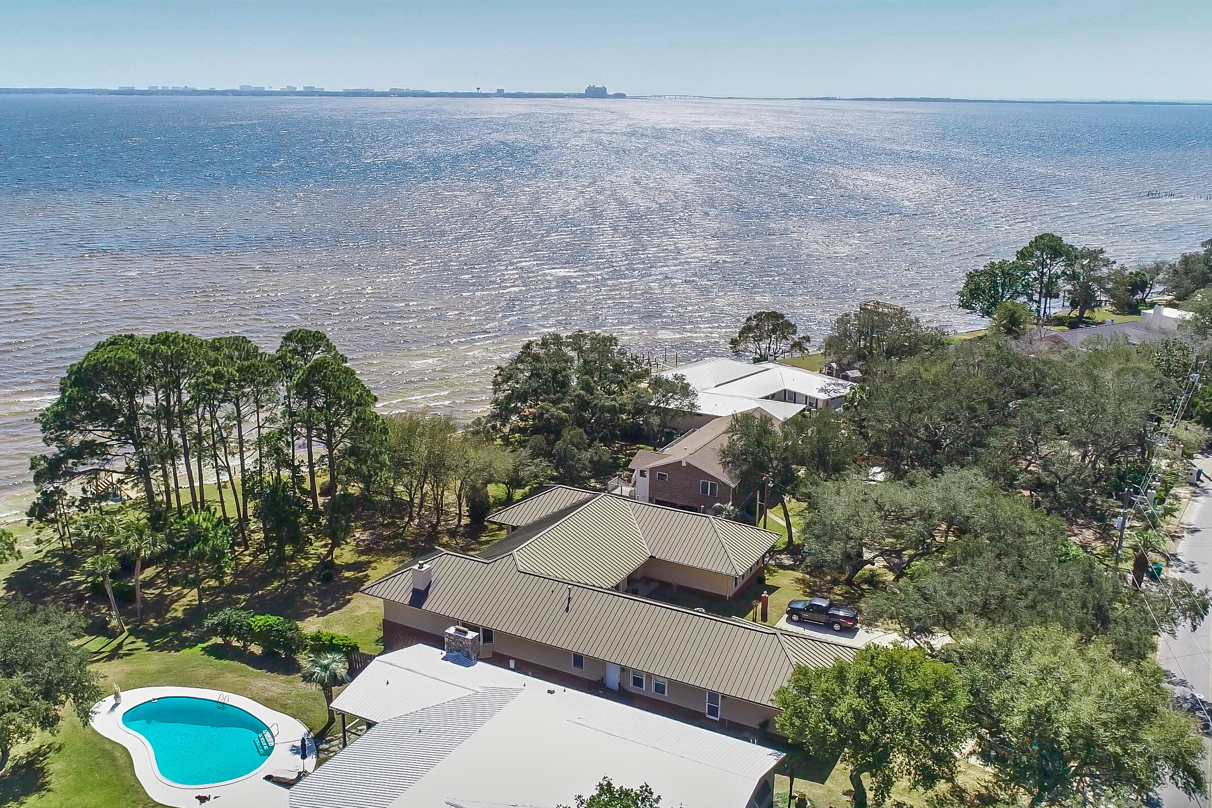 LAKE LORRAINE ESTATES - Residential