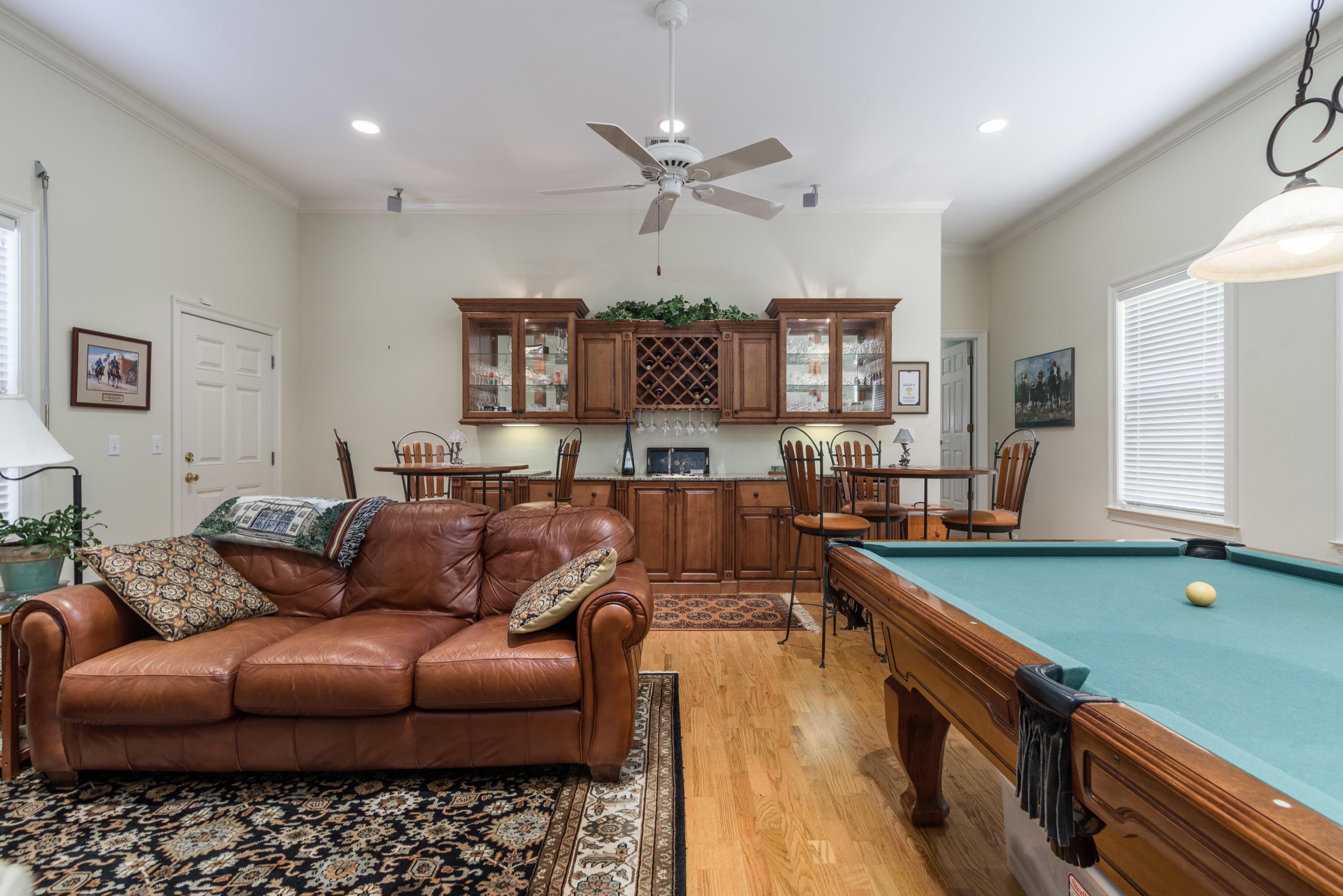 LAKE LORRAINE ESTATES - Residential