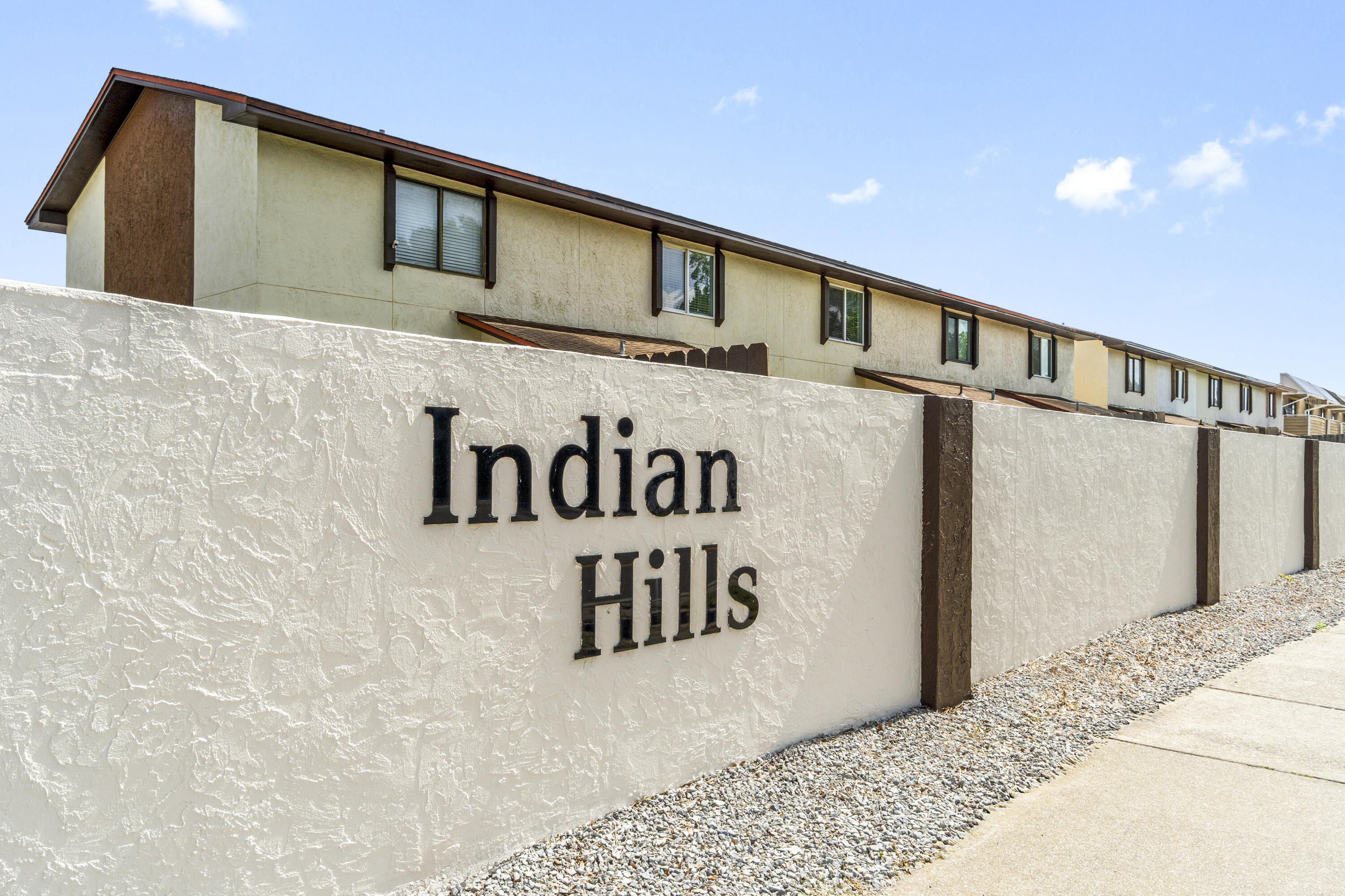 INDIAN HILLS - Residential