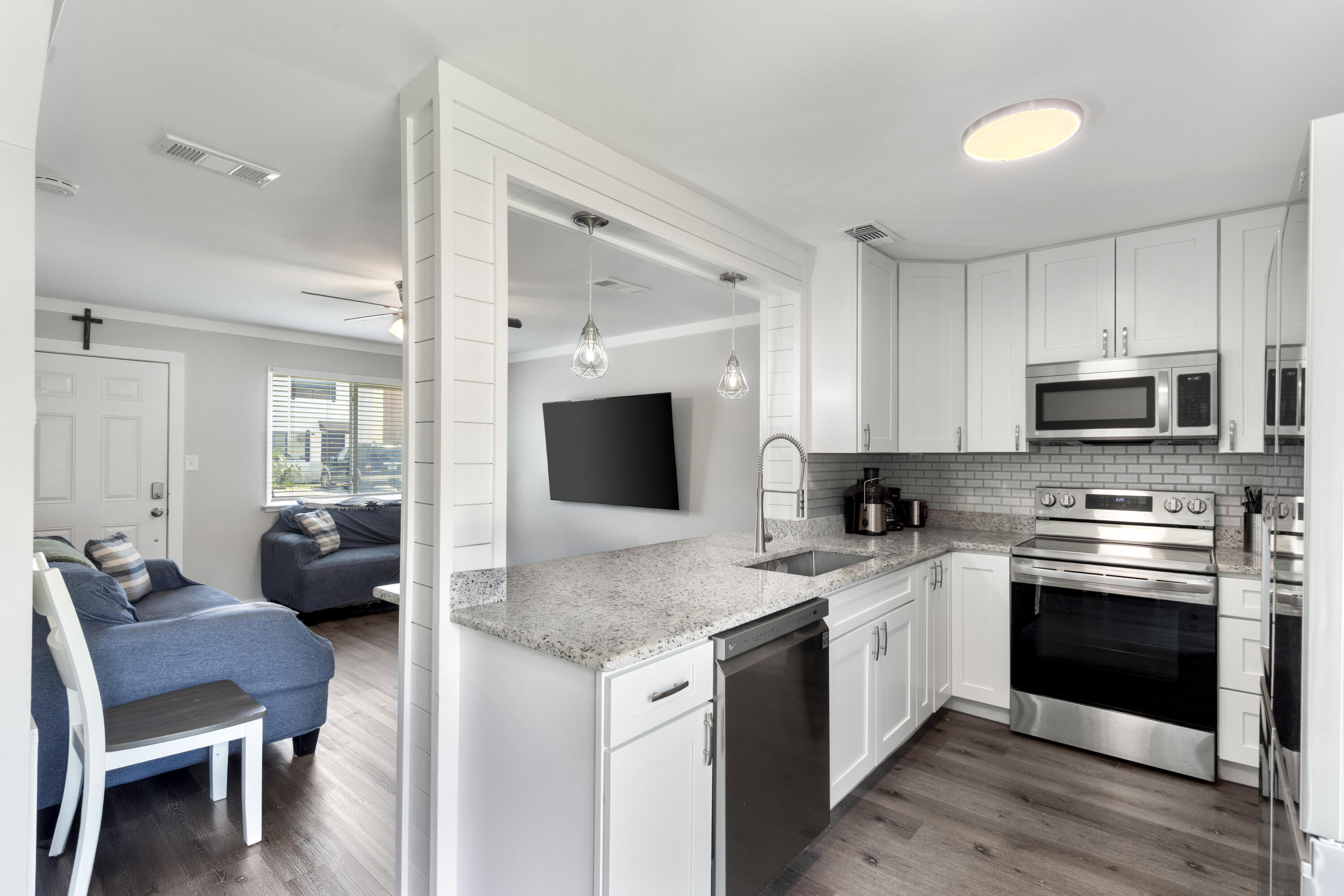 INDIAN HILLS - Residential