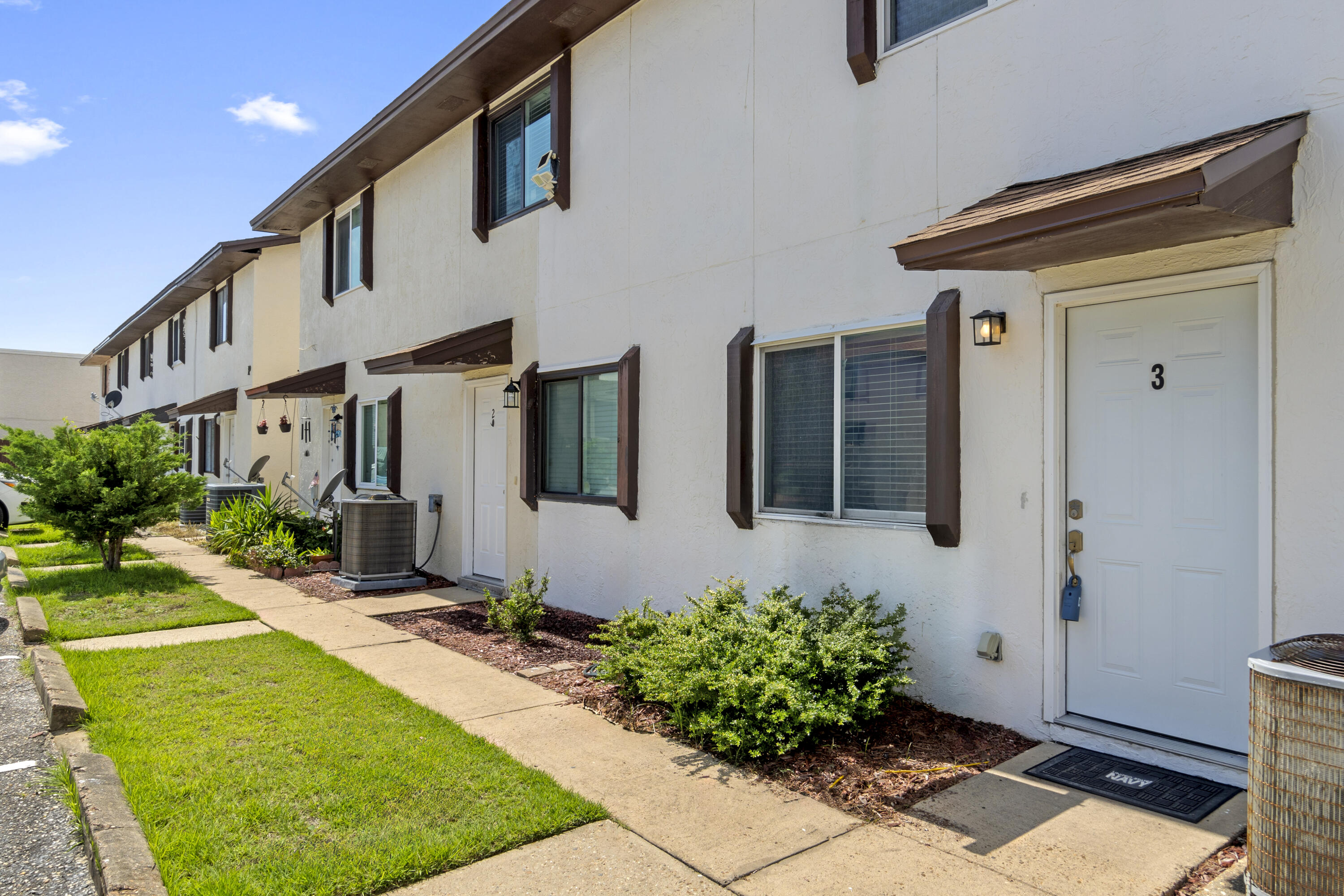 INDIAN HILLS - Residential