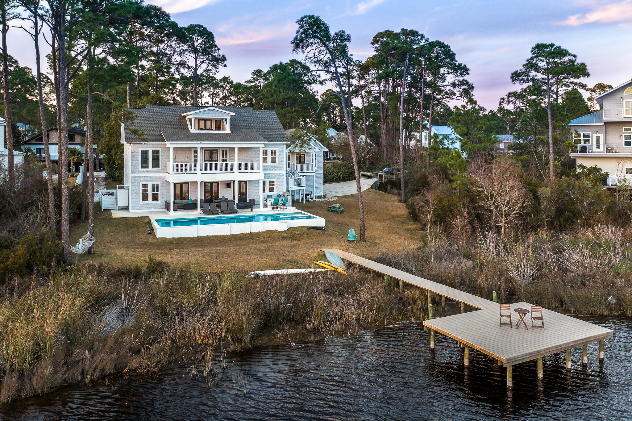 OYSTER LAKE - Residential