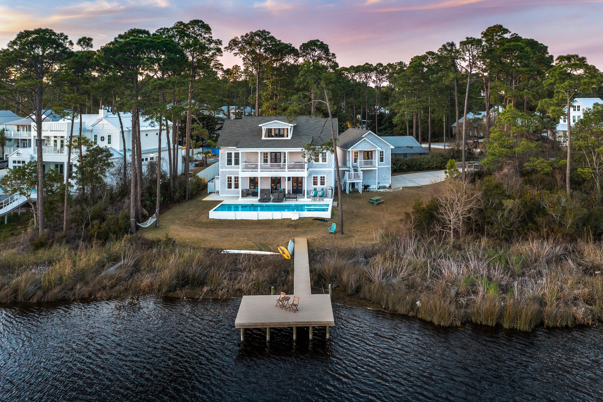 OYSTER LAKE - Residential