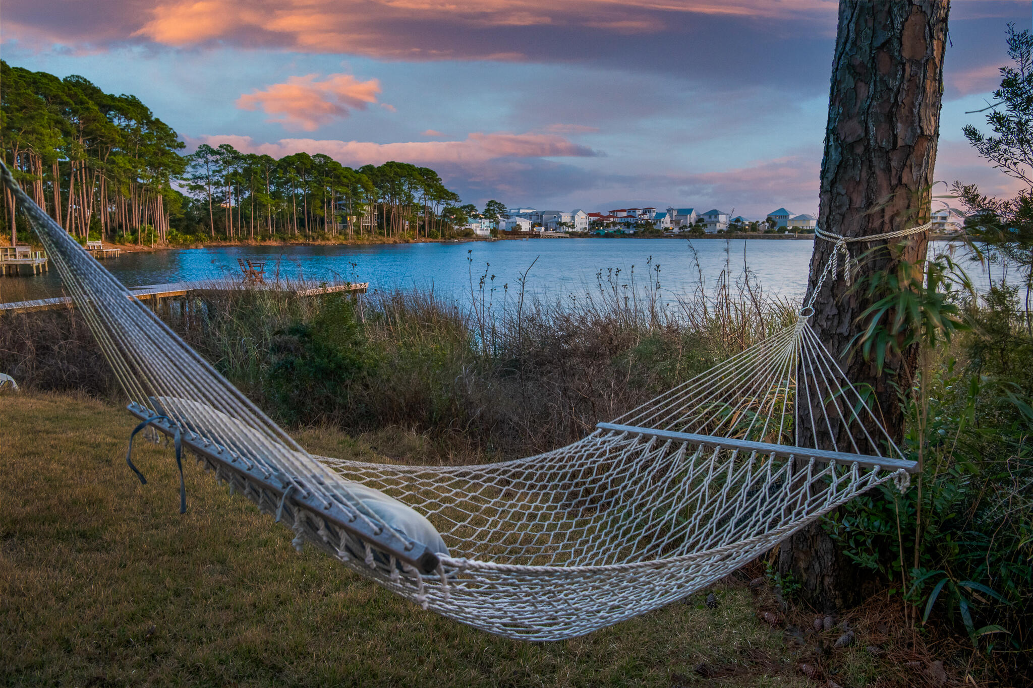 OYSTER LAKE - Residential