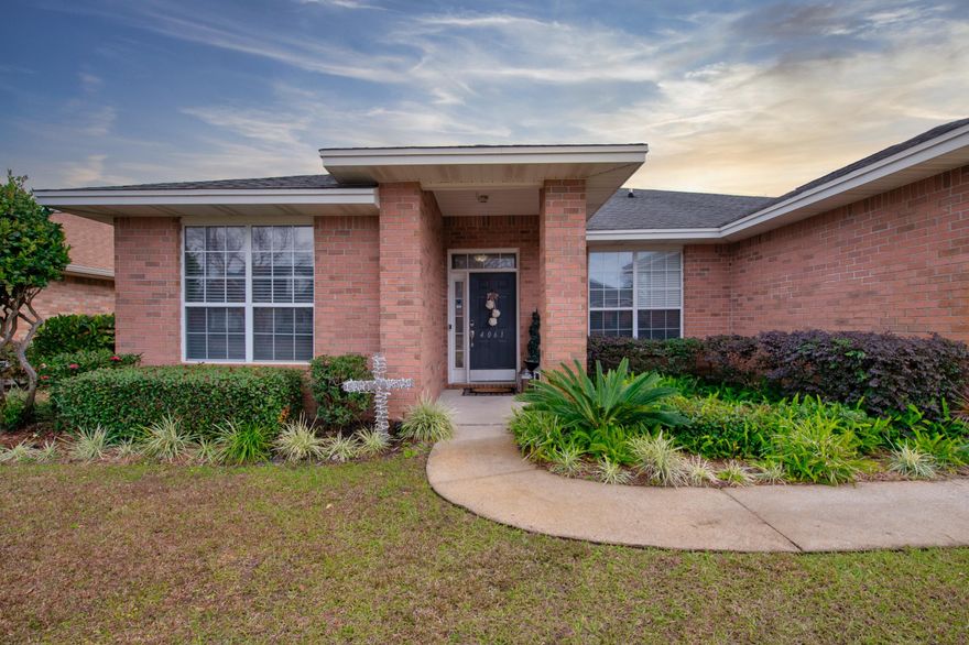 Indian Lakes subdivision is located in the heart of beautiful Destin and this home is on a quiet cul-de-sac near shopping and recreation. As you enter the front door you are welcomed by the office area which would be perfect for working from home.  The spacious living room flows into the kitchen with an abundance of natural light. The kitchen appliances in the photos do not convey with the house.  The original appliances are in the garage and will be reinstalled when the tenant moves out. The sizeable kitchen has plenty of cabinets and overlooks the living and dining rooms.  The master bedroom has plenty of room for all your furniture.  The master bathroom features a dual vanity, a garden tub and a separate shower and two  walk in closets.  The remaining roomy bedrooms are split from the