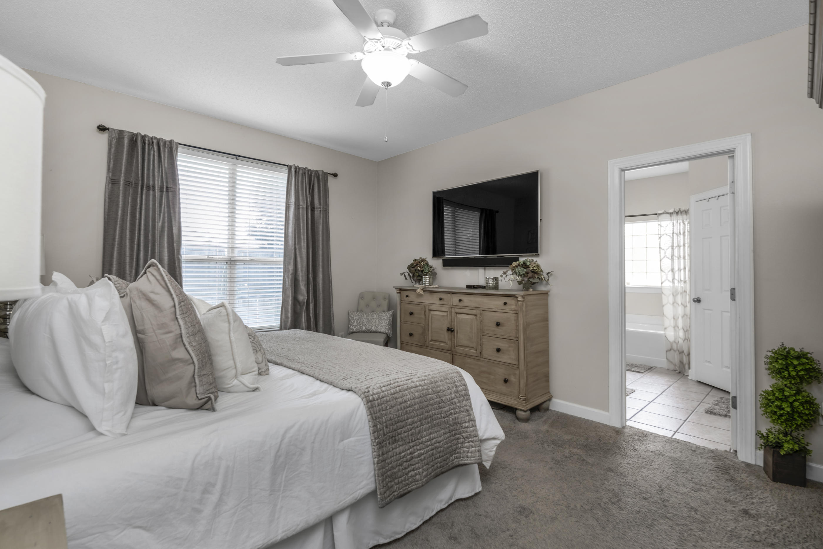 INDIAN LAKE - Residential