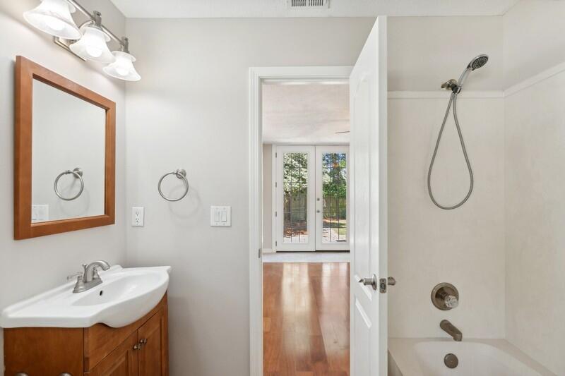 PARKWOOD ESTATES PH 1 BLUEWATER BAY - Residential