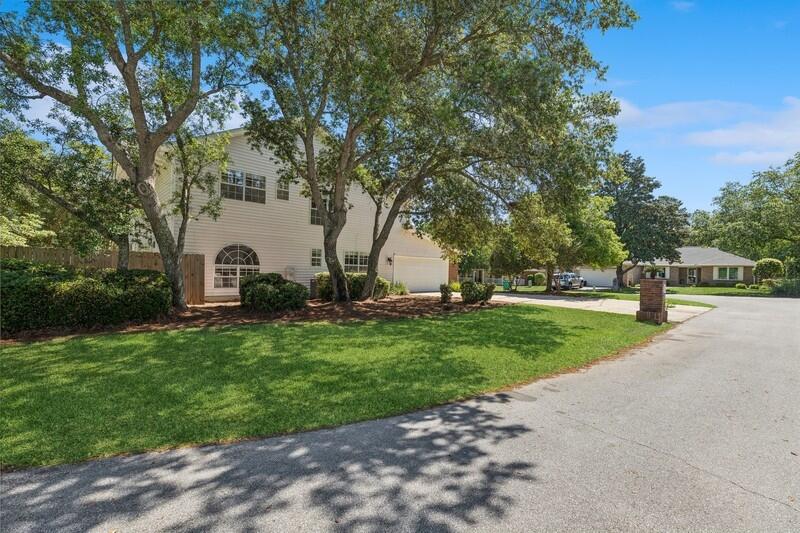 PARKWOOD ESTATES PH 1 BLUEWATER BAY - Residential