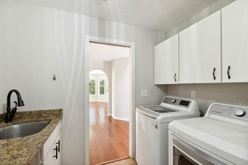 PARKWOOD ESTATES PH 1 BLUEWATER BAY - Residential