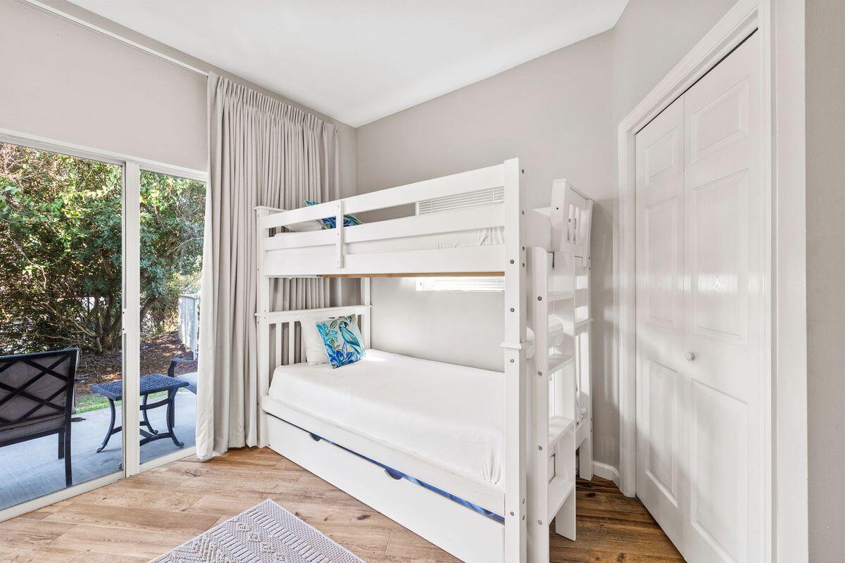 BEACH POINTE T/H - Residential