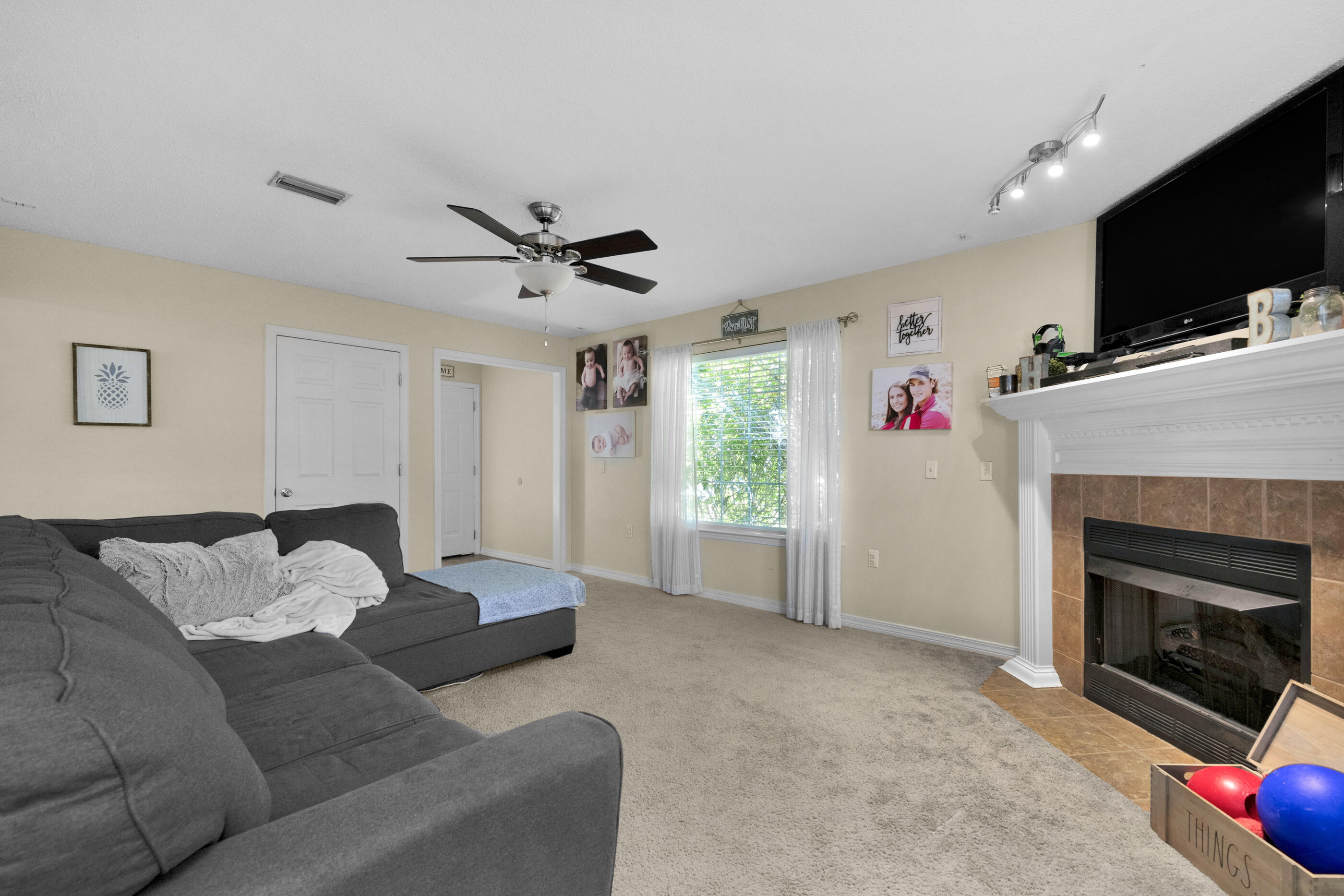 OAK PARK ESTATES 1ST ADD BLK A LOT 6 - Residential