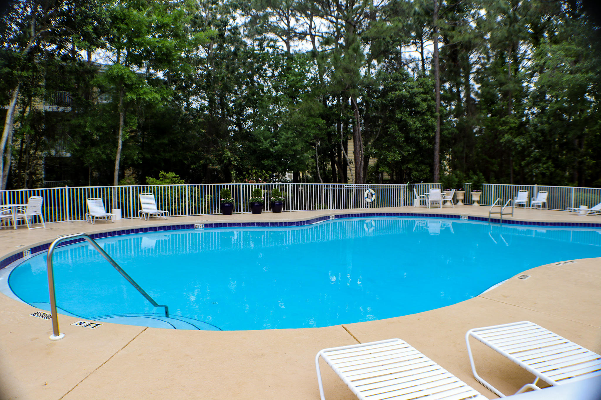 POINTE OF VIEW - Residential