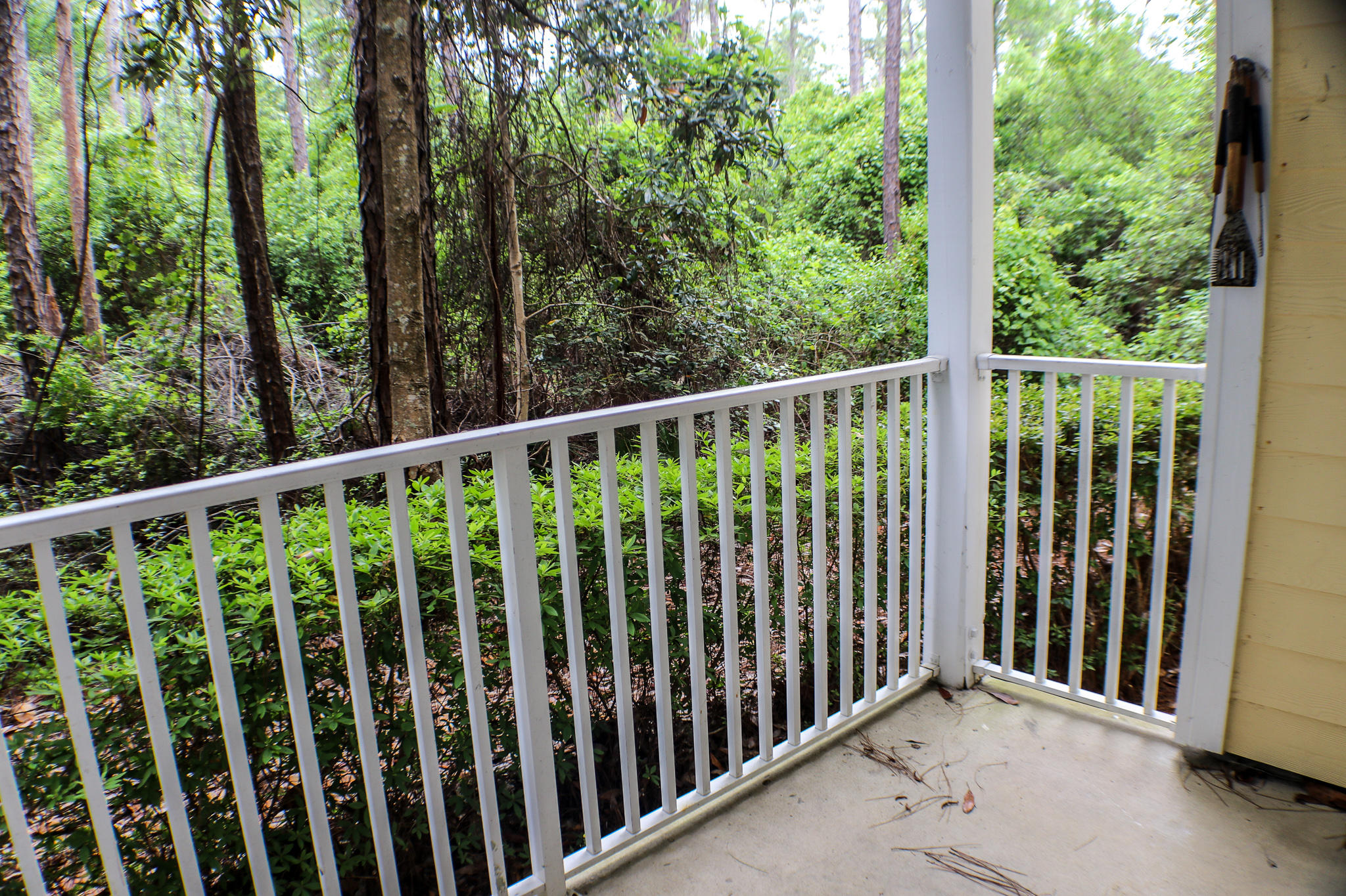 POINTE OF VIEW - Residential