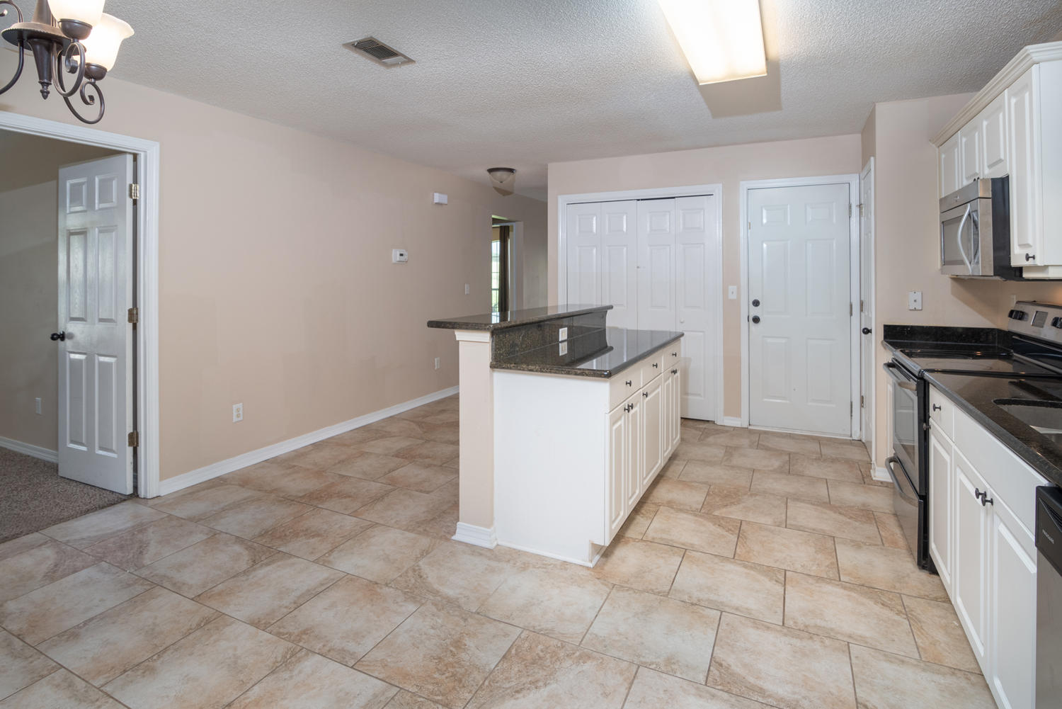 SOUTHWAY ESTATES 1ST ADDN - Residential