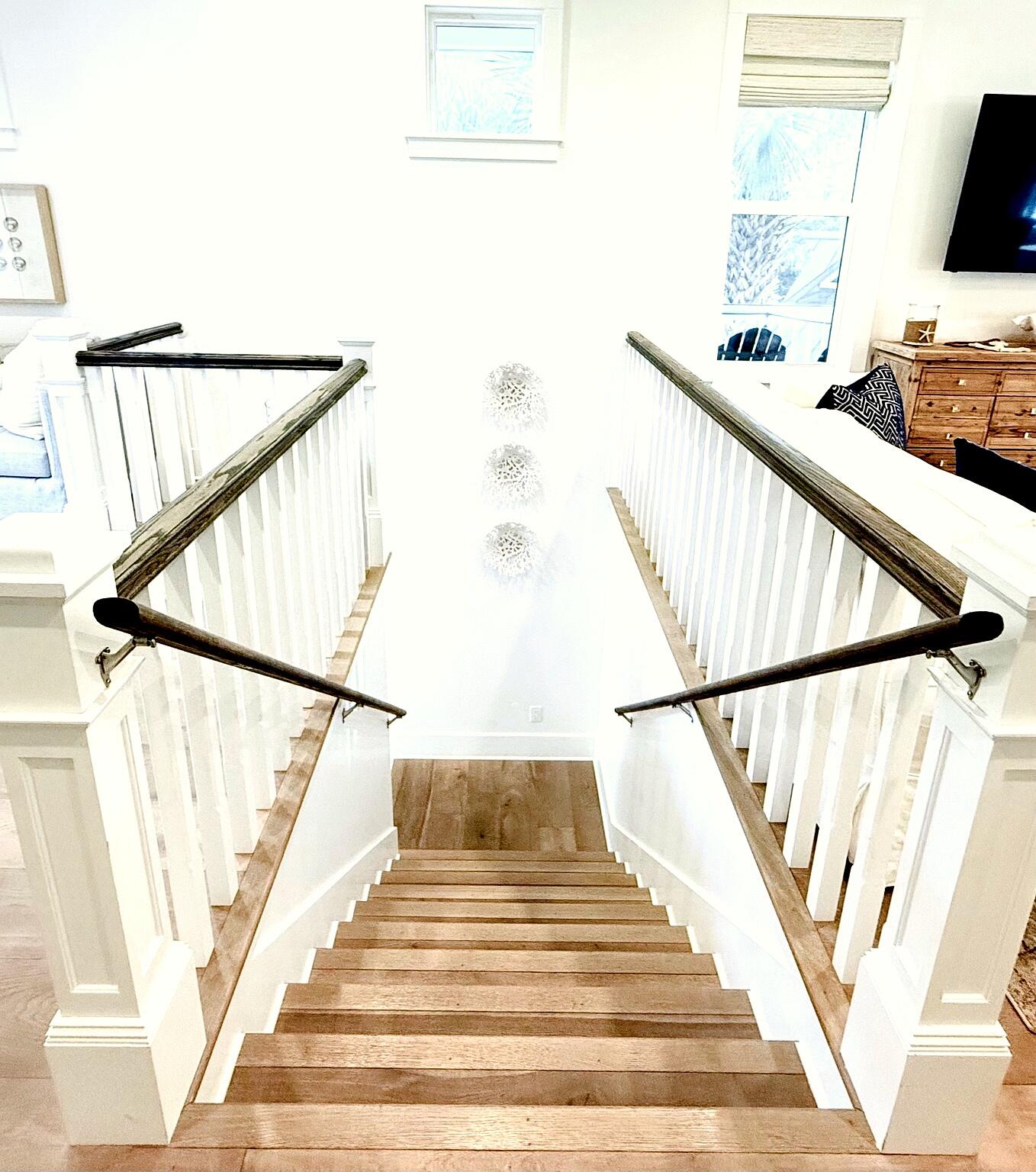 COTTAGES AT EASTERN LAKE - Residential