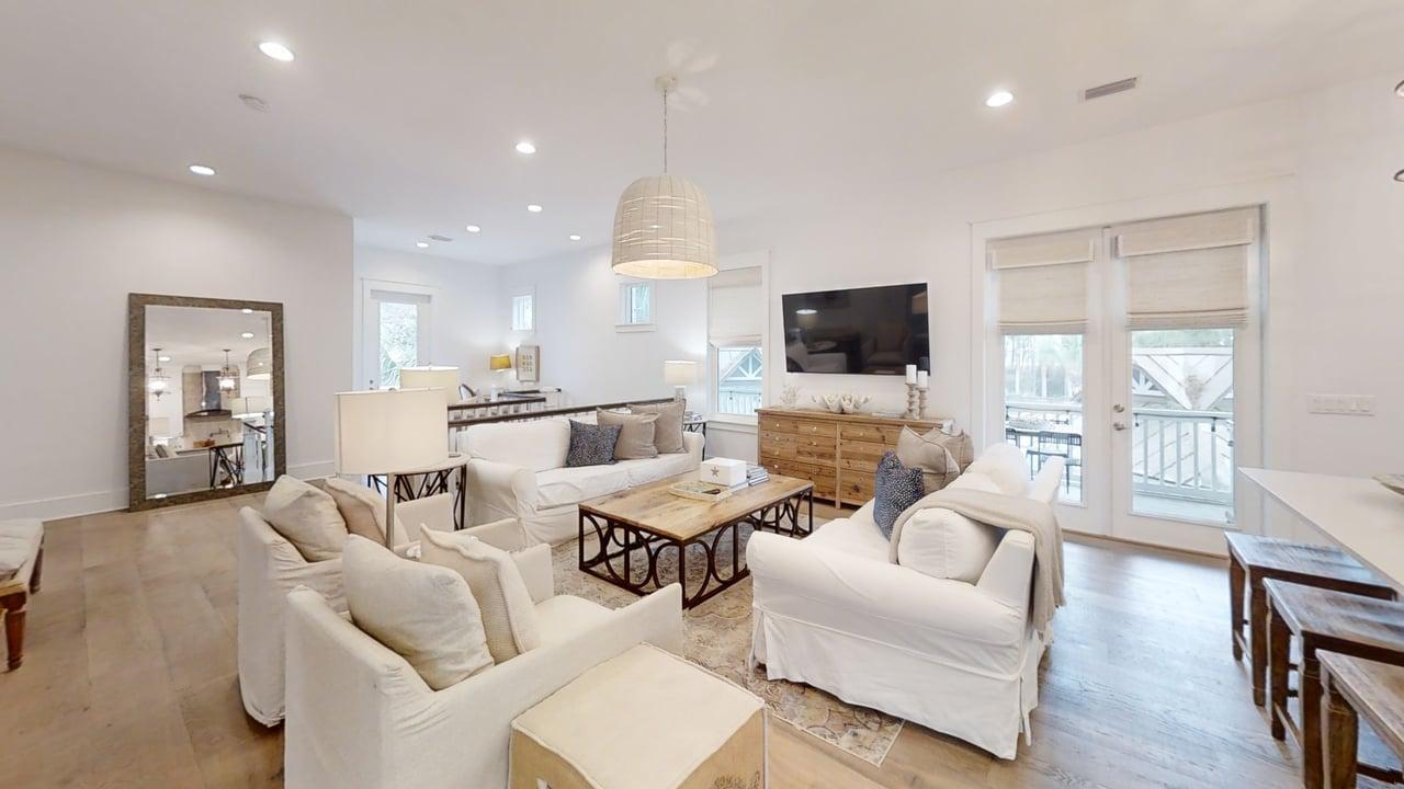 COTTAGES AT EASTERN LAKE - Residential