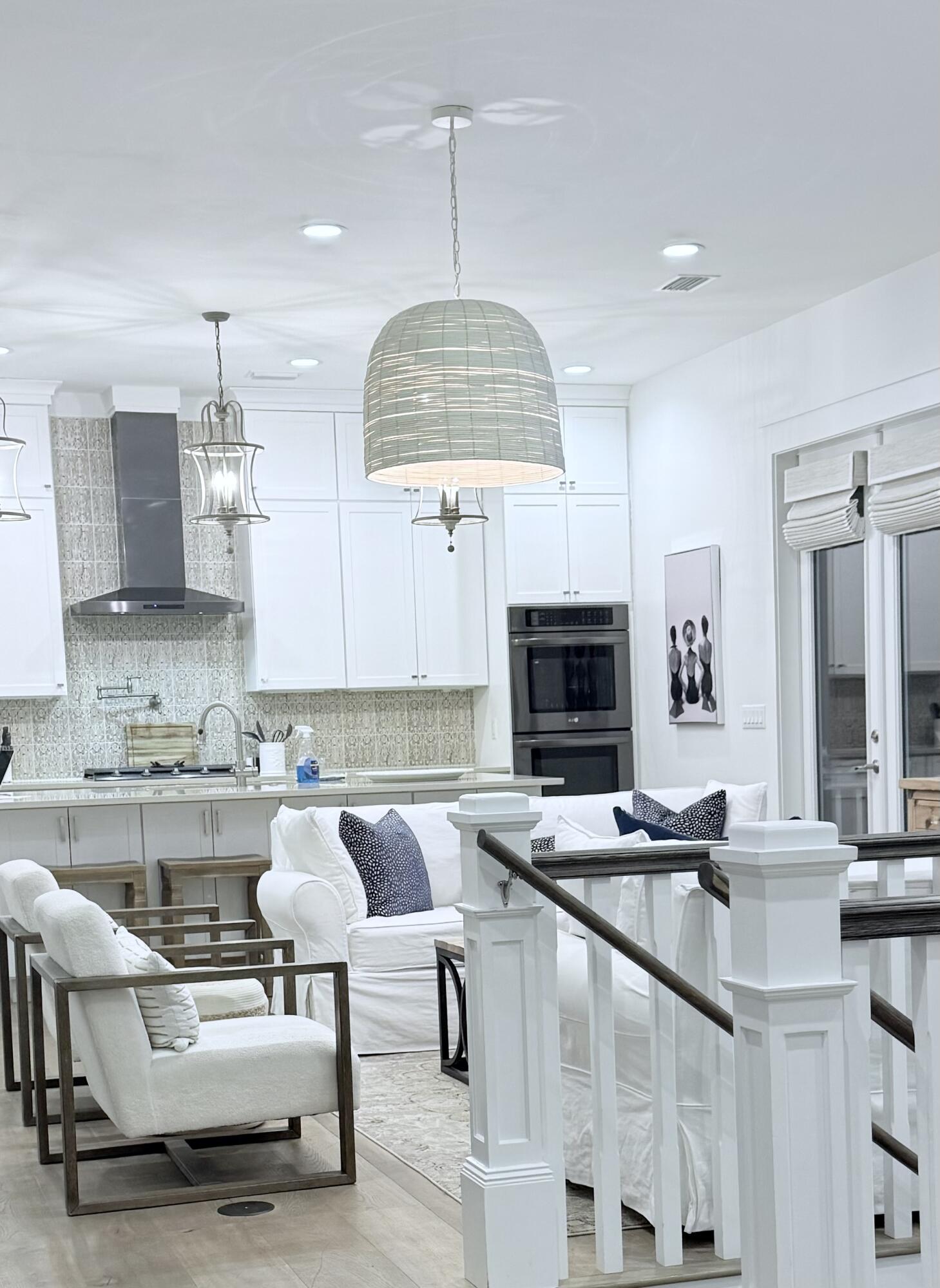 COTTAGES AT EASTERN LAKE - Residential