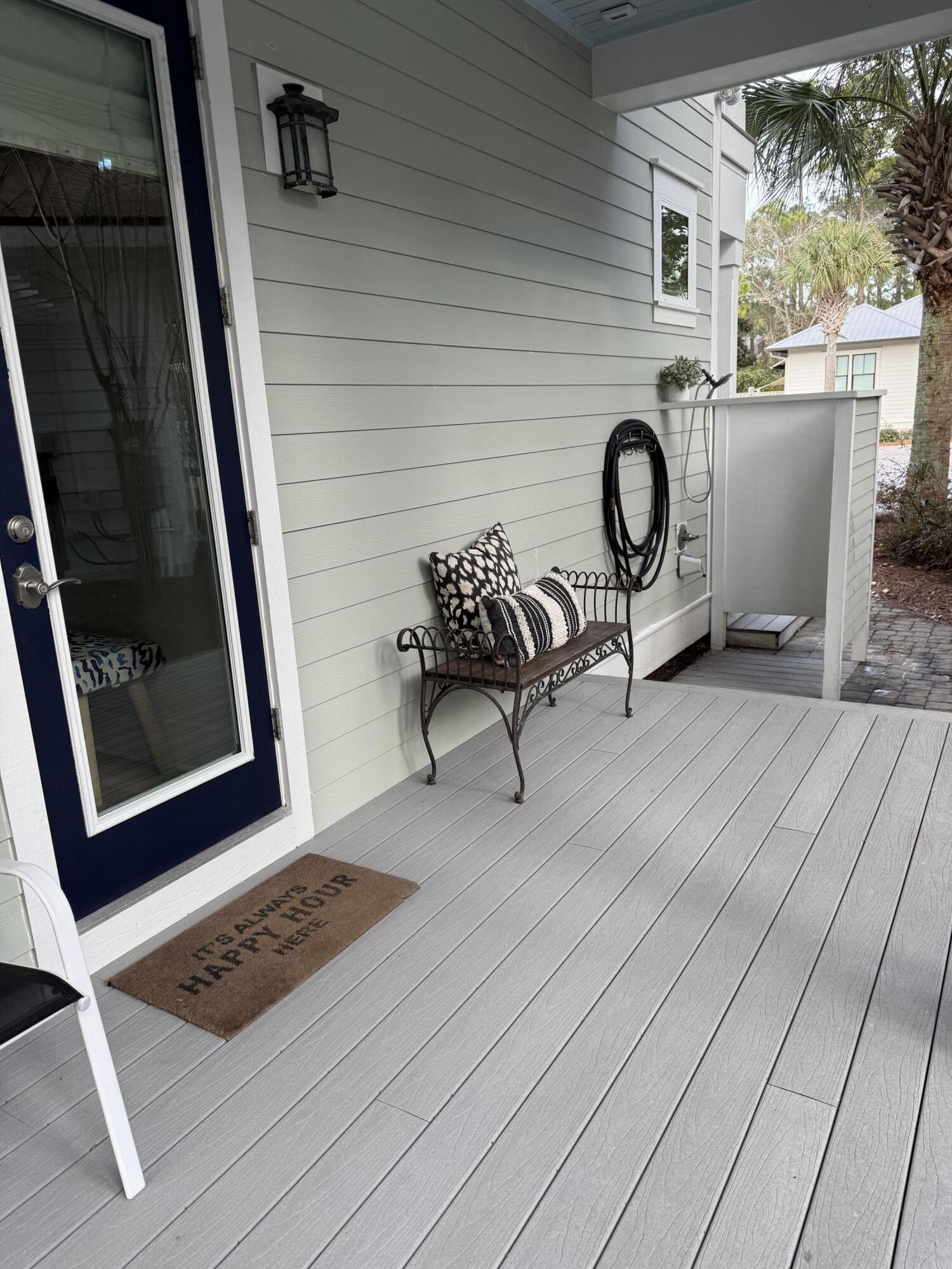 COTTAGES AT EASTERN LAKE - Residential