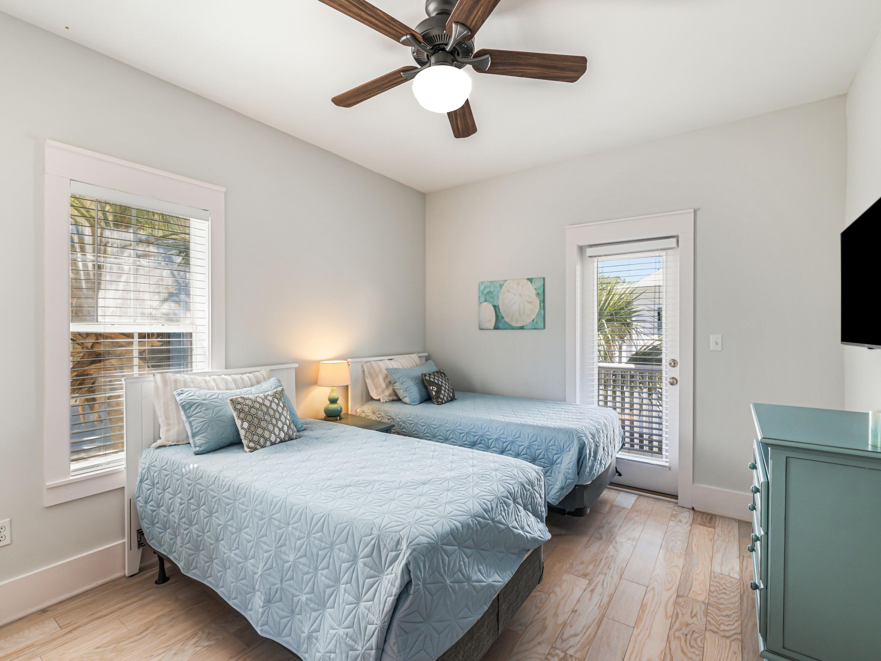 BUNGALOWS AT SEAGROVE BEACH - Residential