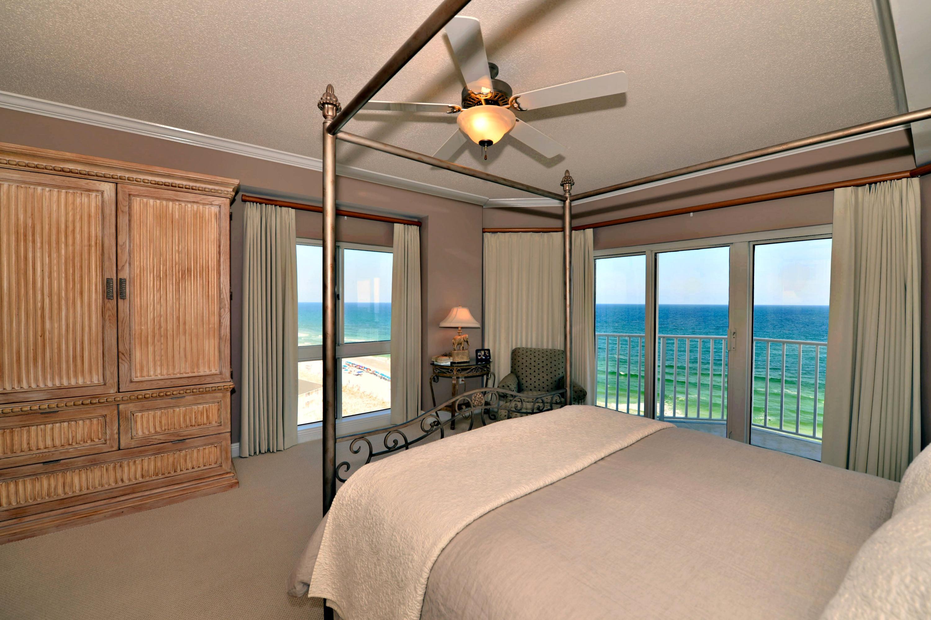 HOLIDAY ISLE TOWERS CONDO - Residential