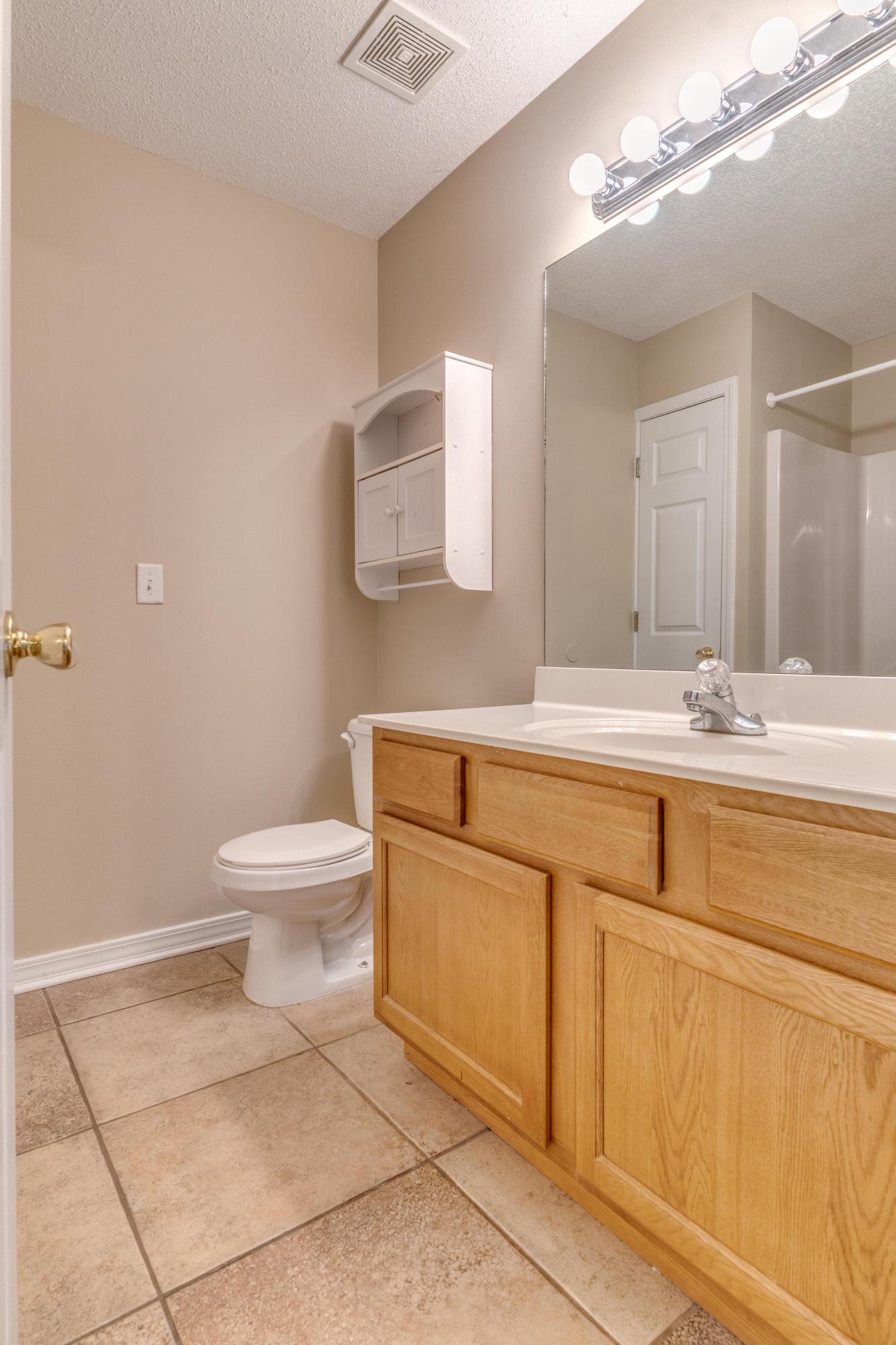 CRESTVIEW - Residential