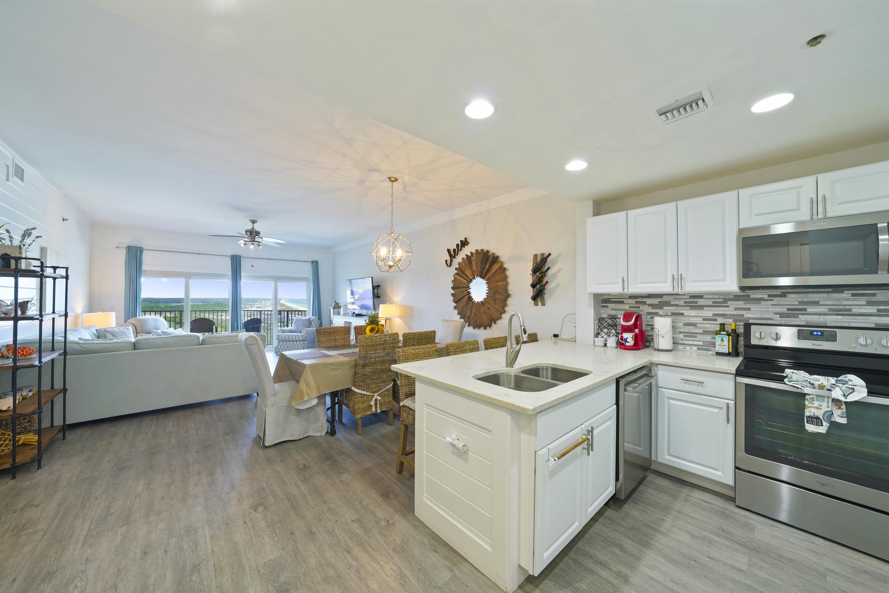 TOPS'L BEACH MANOR - Residential
