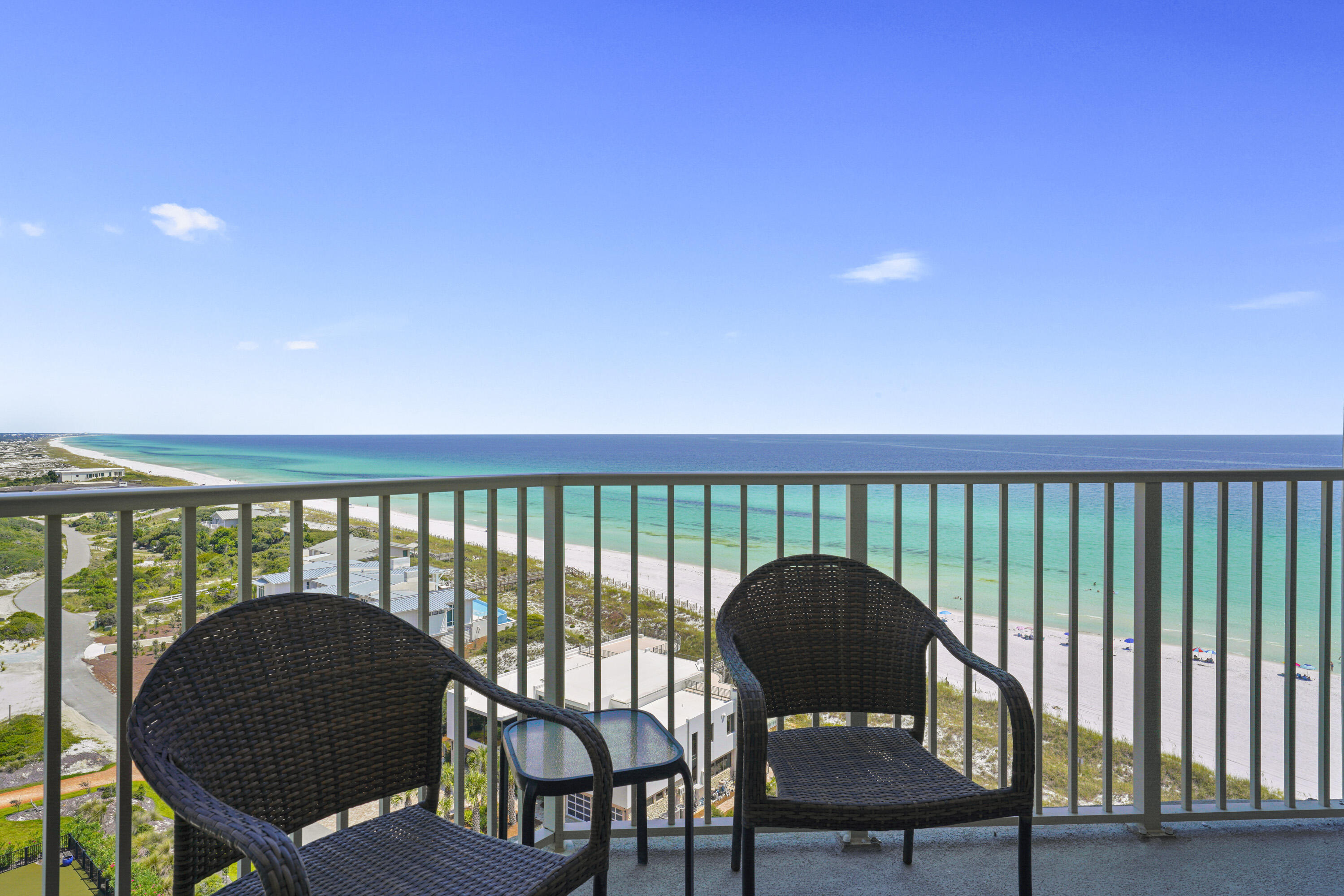TOPS'L BEACH MANOR - Residential