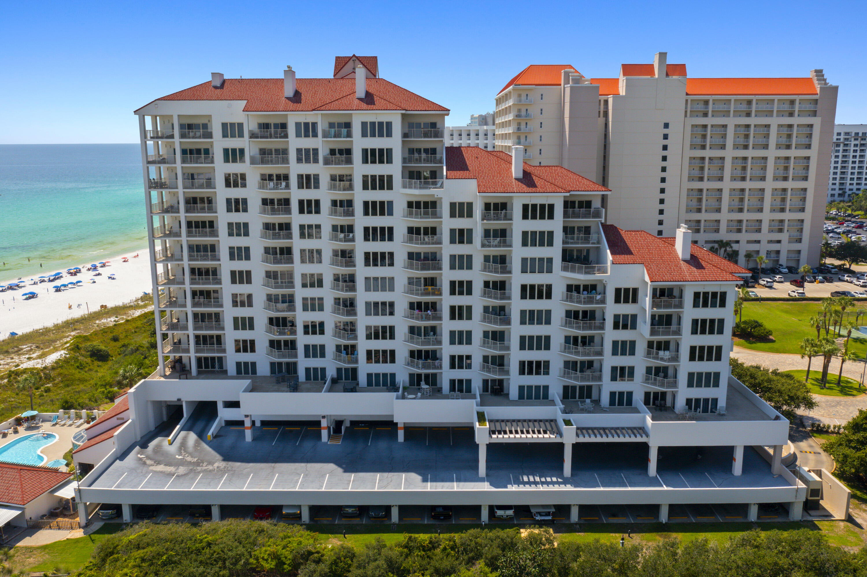 TOPS'L BEACH MANOR - Residential