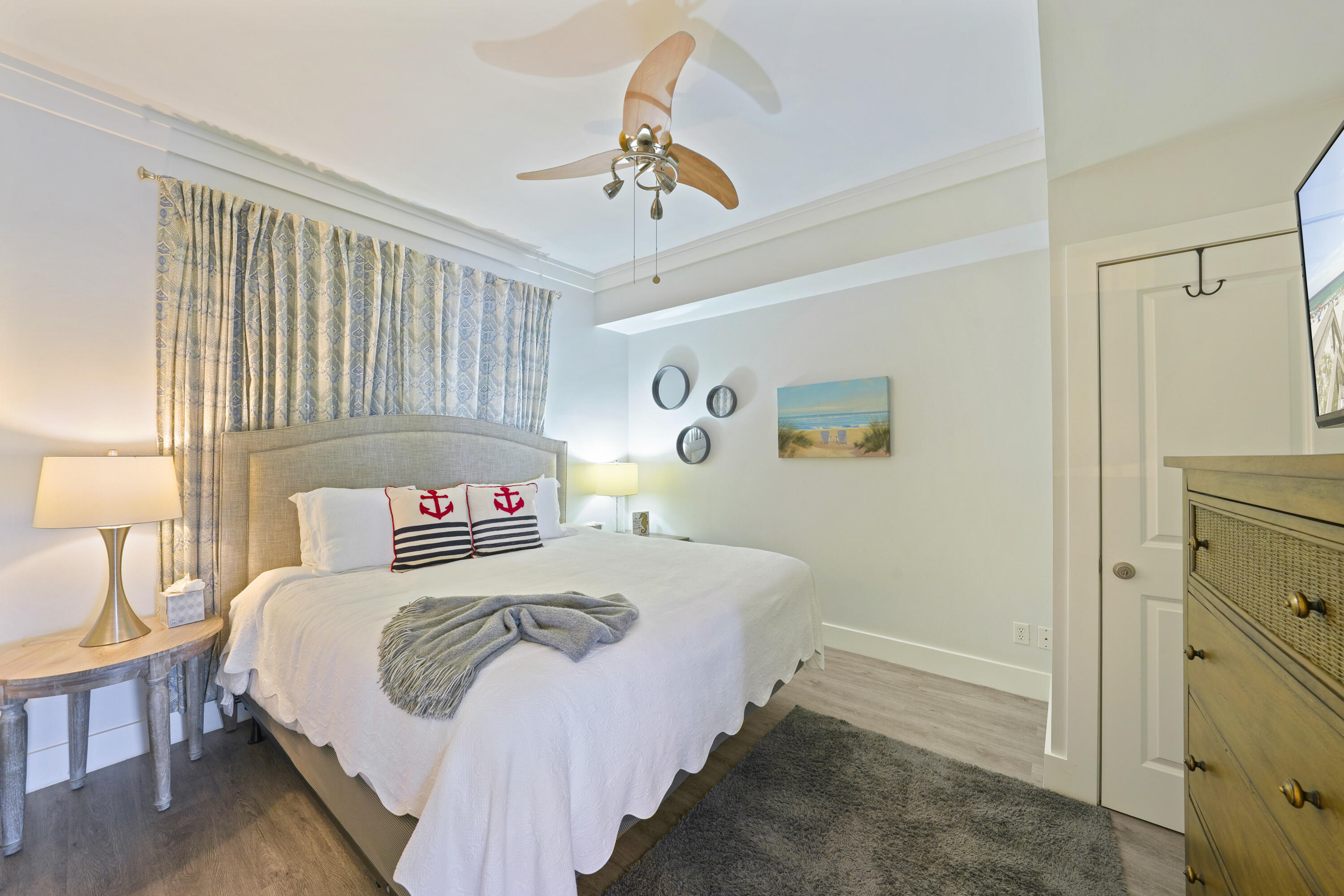 TOPS'L BEACH MANOR - Residential