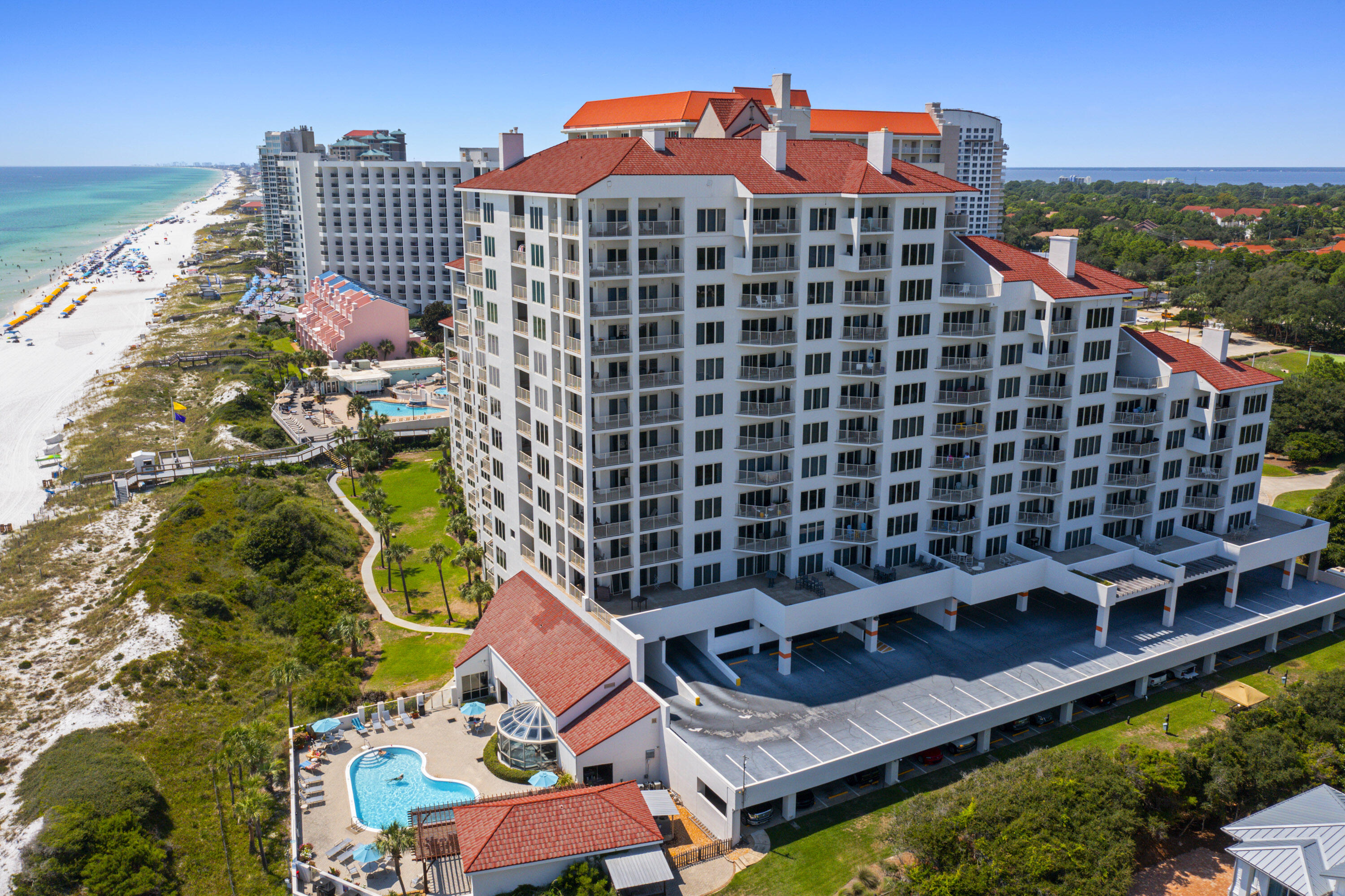 TOPS'L BEACH MANOR - Residential