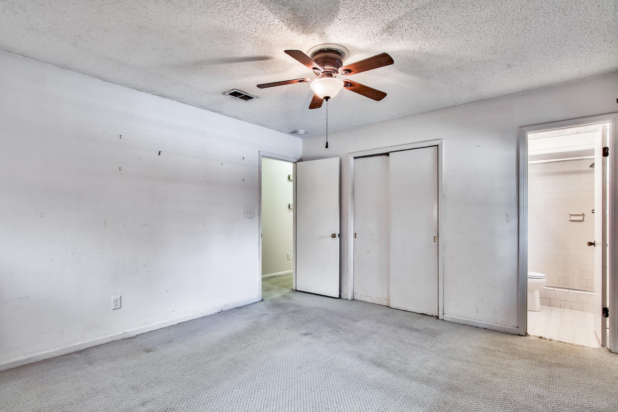 EAU CLAIRE ESTATES - Residential