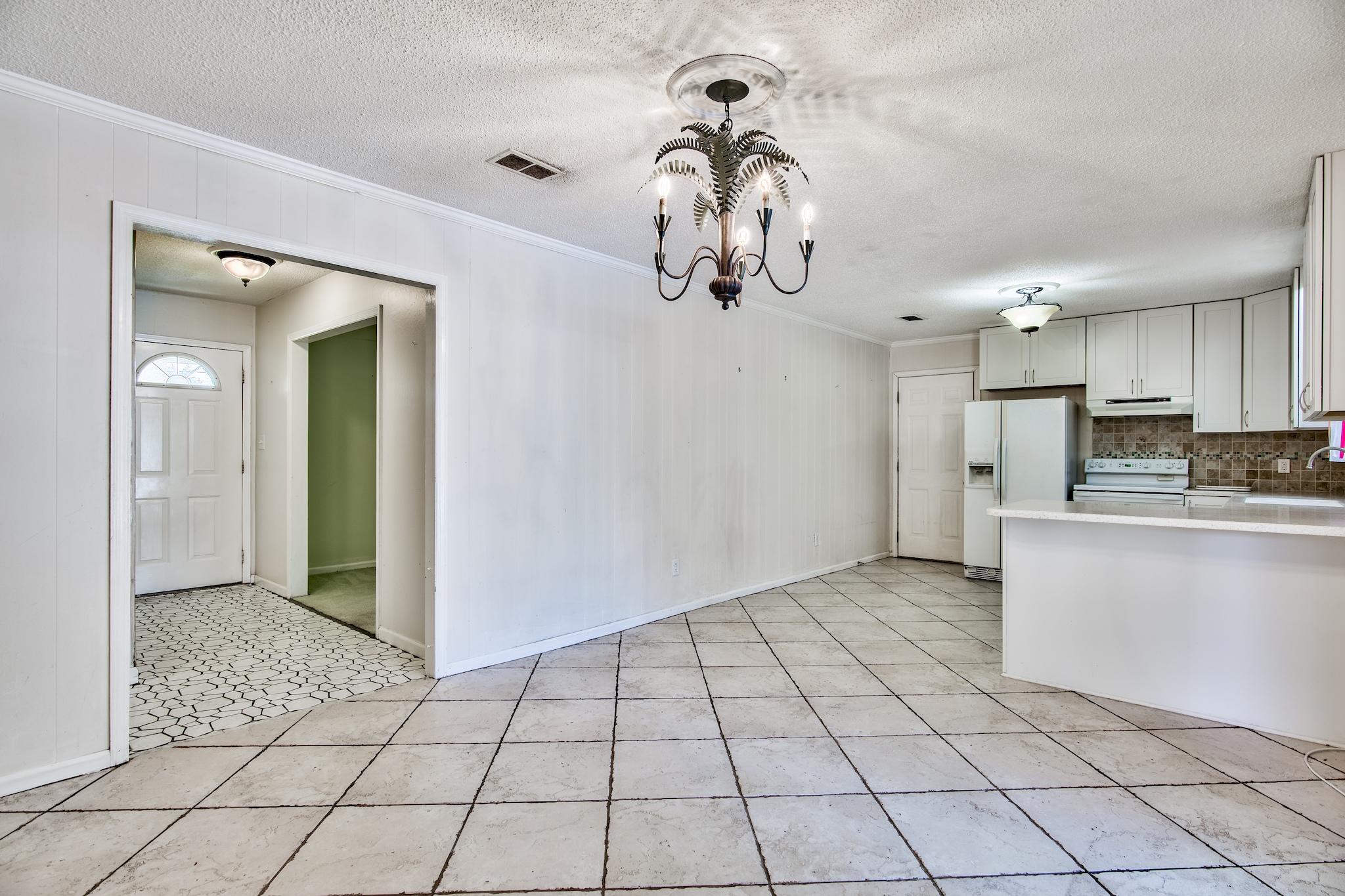 EAU CLAIRE ESTATES - Residential