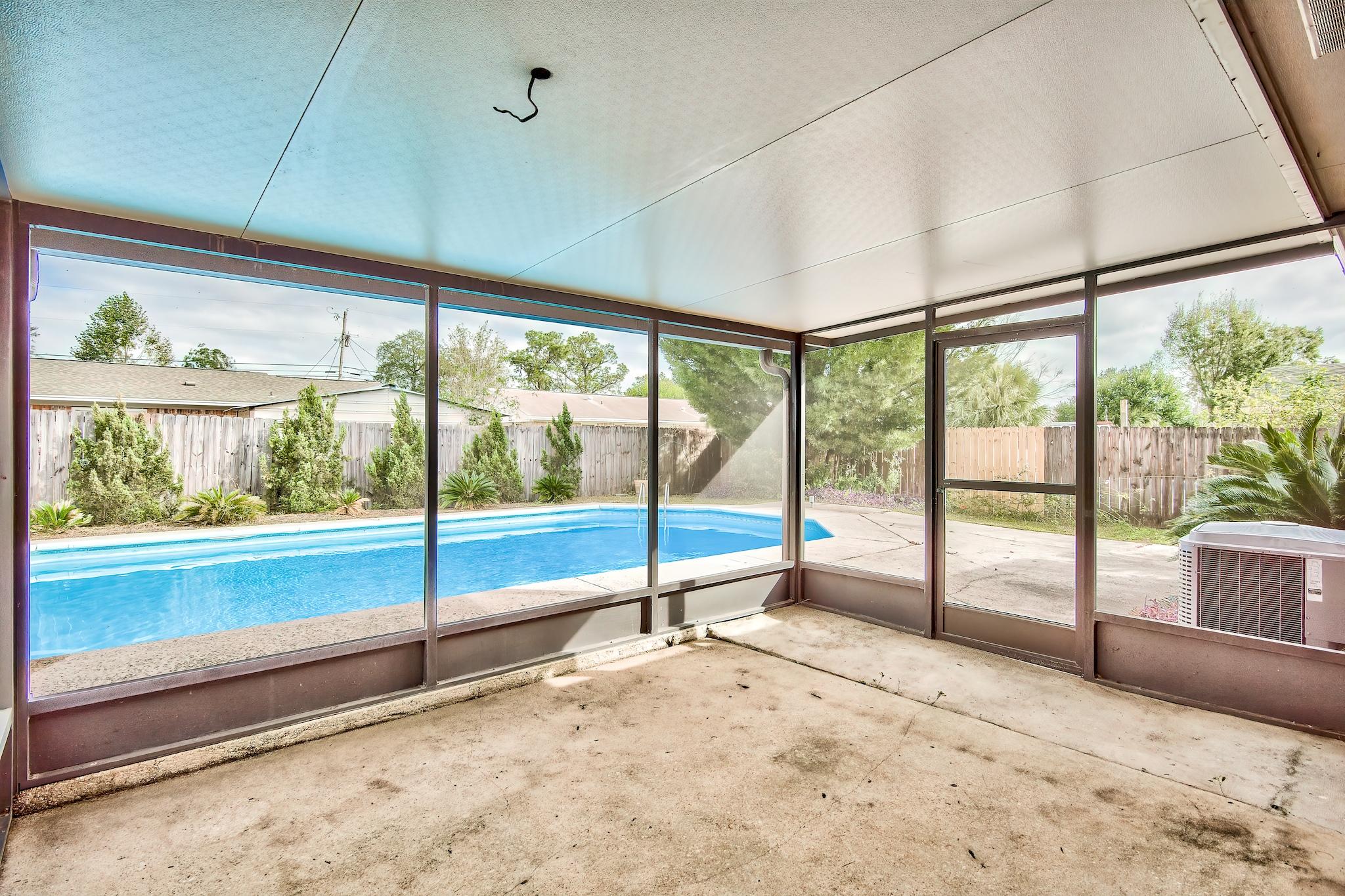 EAU CLAIRE ESTATES - Residential