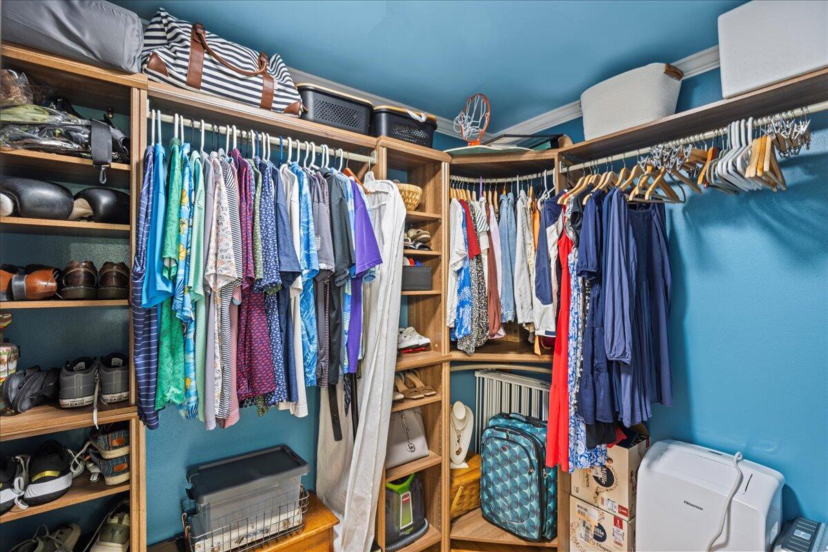 RAINTREE ESTATES - Residential