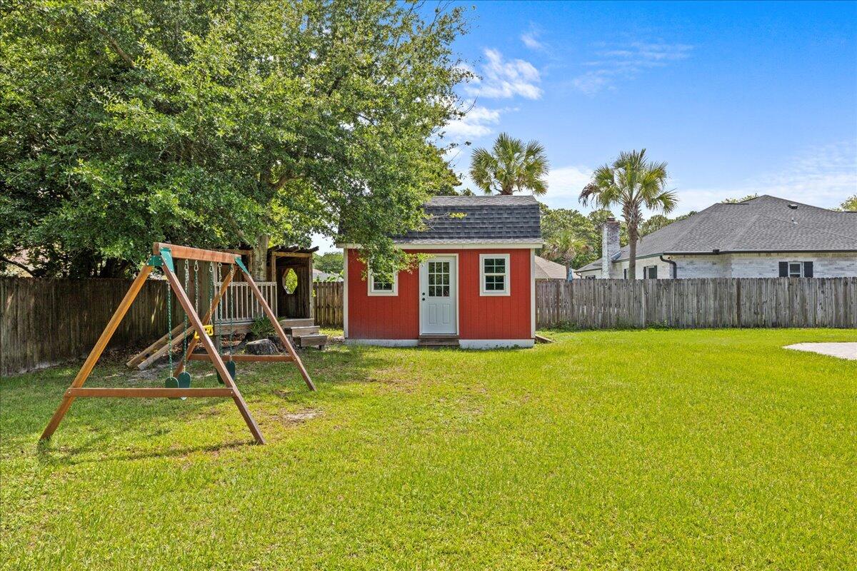 RAINTREE ESTATES - Residential