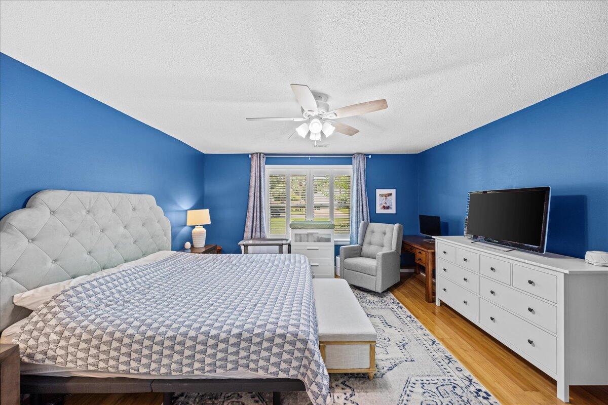 RAINTREE ESTATES - Residential