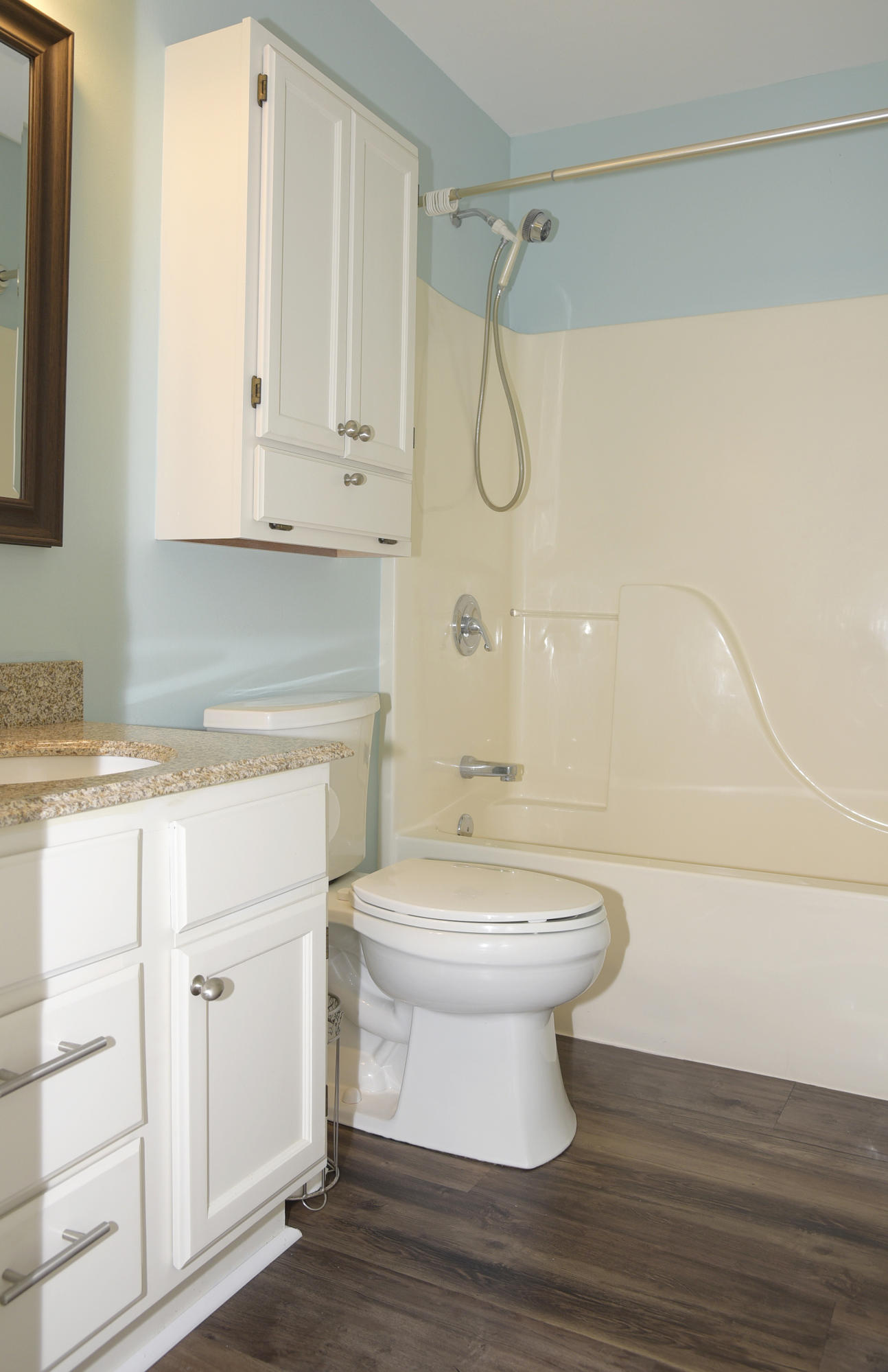 HIDDEN COVE T/H - Residential Lease