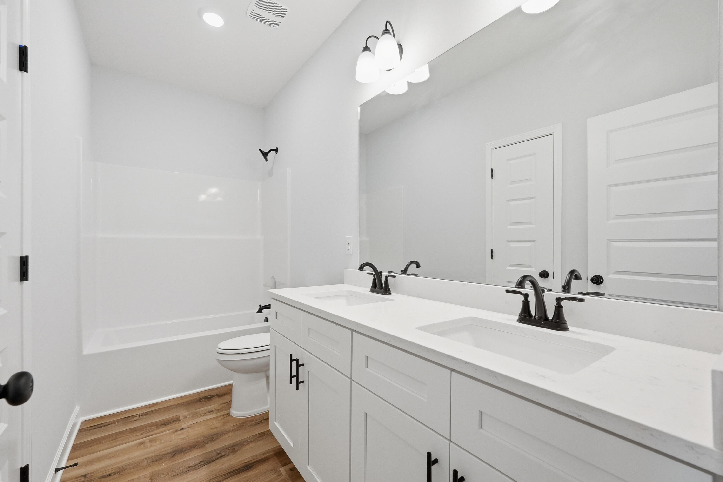 BARTON'S BEND - Residential