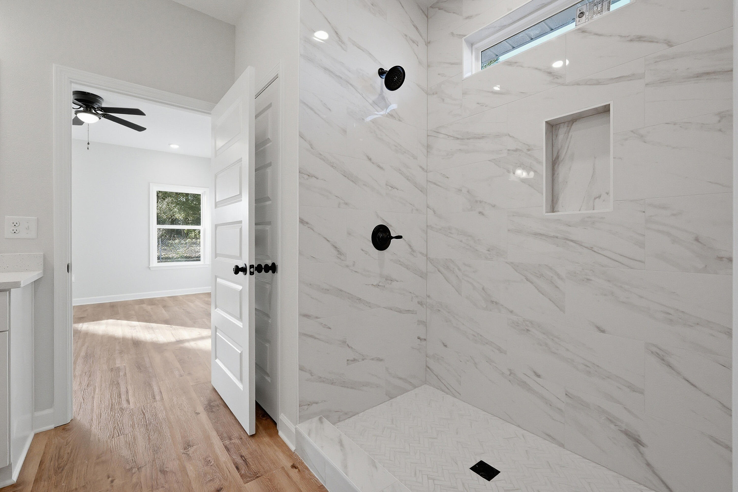 BARTON'S BEND - Residential